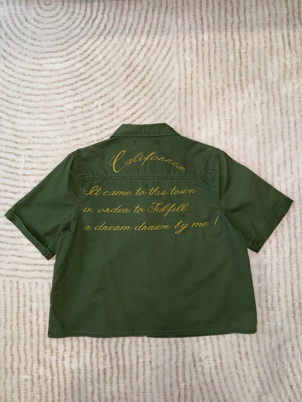 Y2K Vintage-Style Green California Button-Up 😎