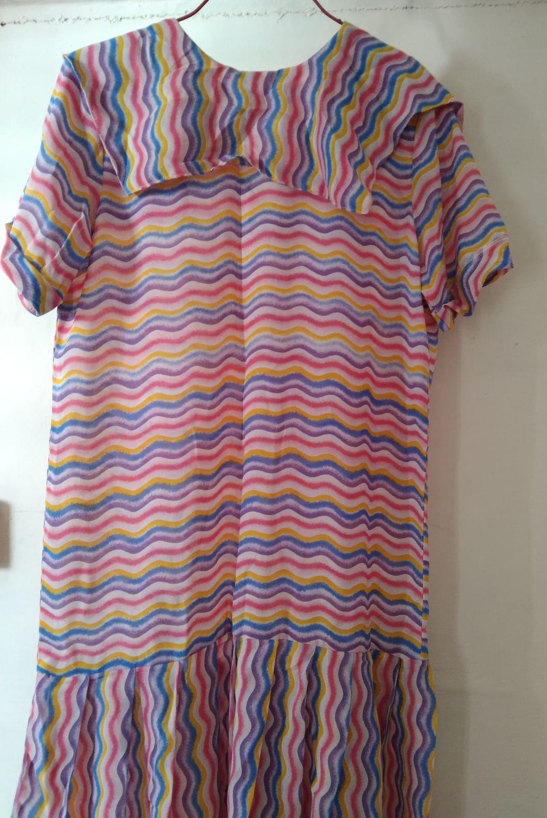 Retro Rainbow Wave Patterned Dress
