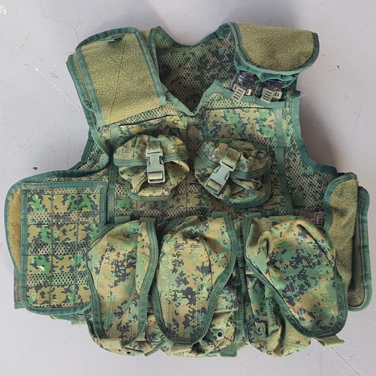 Retro LBS, Hip Belt Harness, Combat SBO, Load Bearing System, Airsoft, Cosplay, Reservists, Movie Props, Military Tactical Chest Rig Vest, Integrated Load Bearing Vest, Vintage ILBV, Rare Collectibles, Souvenir Hunter, Decorative Display, Studio Exhibit, Showpiece - Photo 2