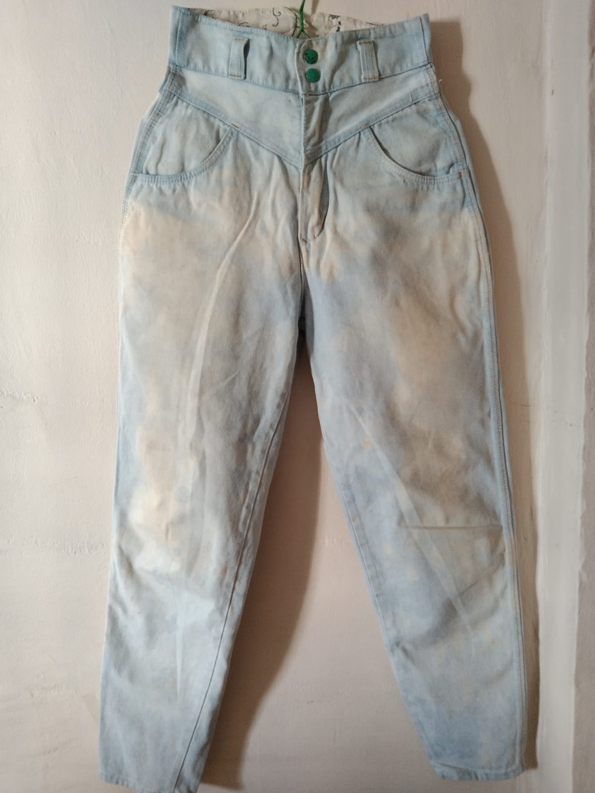Vintage High-Waisted Light Wash Denim Jeans