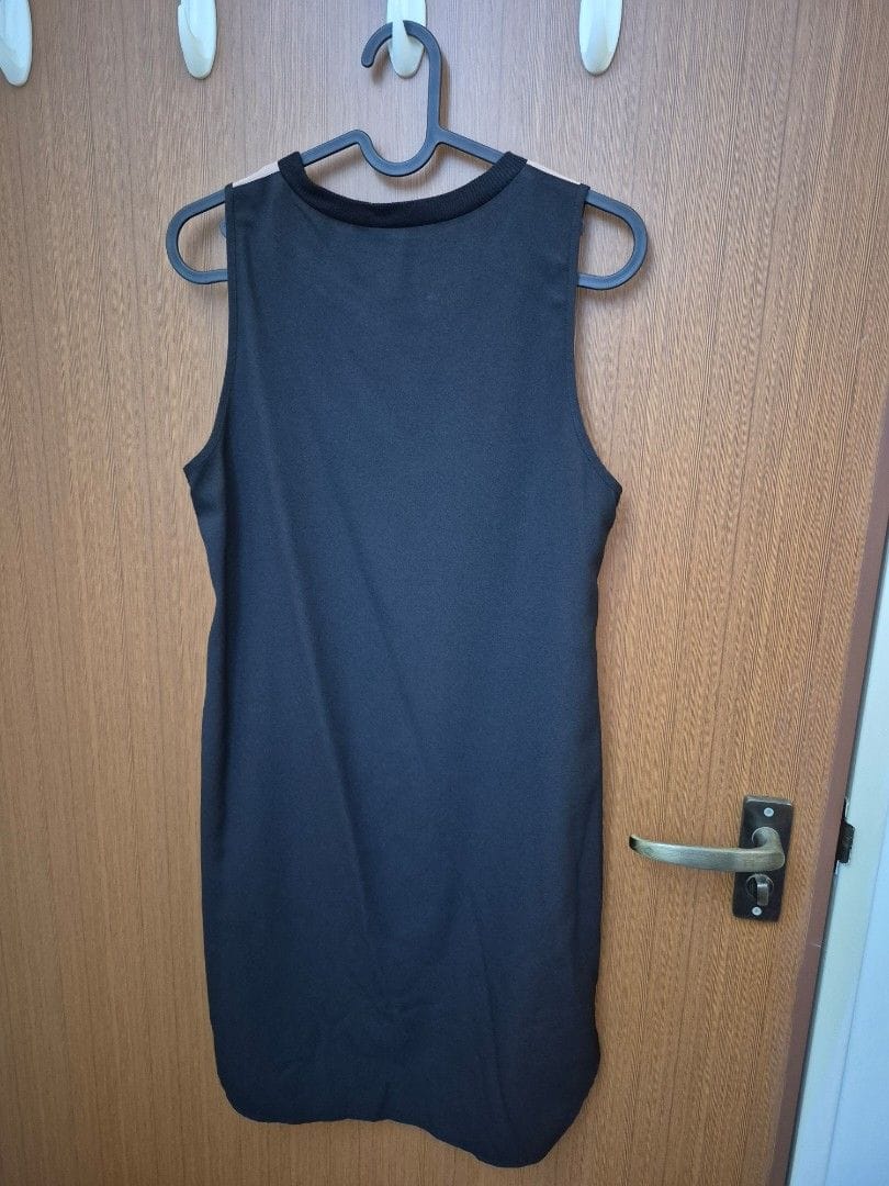 Love Bonito Love, Bonito Sleeveless Top - Classy & Chic (Size S) - Photo 3
