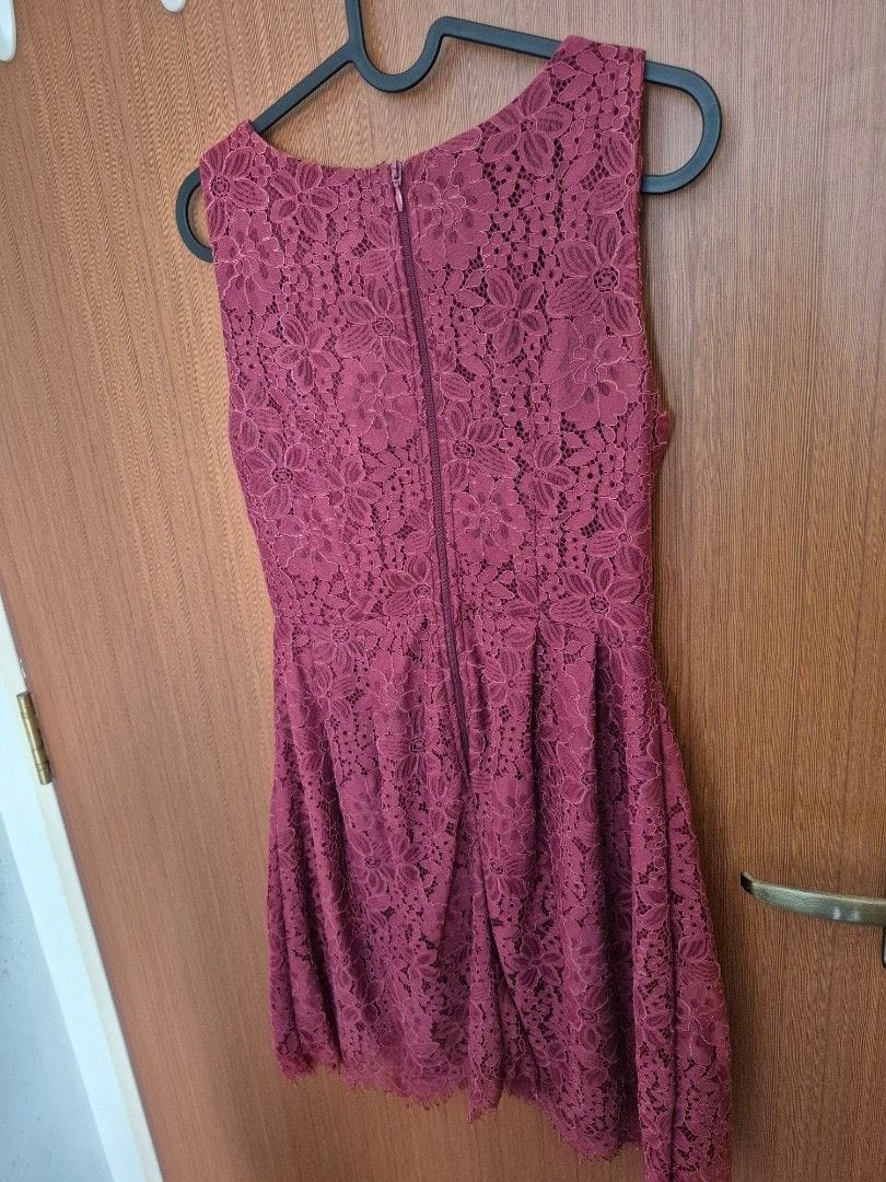 Fayth Fayth Maroon Lace Dress - Classy & Perfect for a Night Out - Photo 3