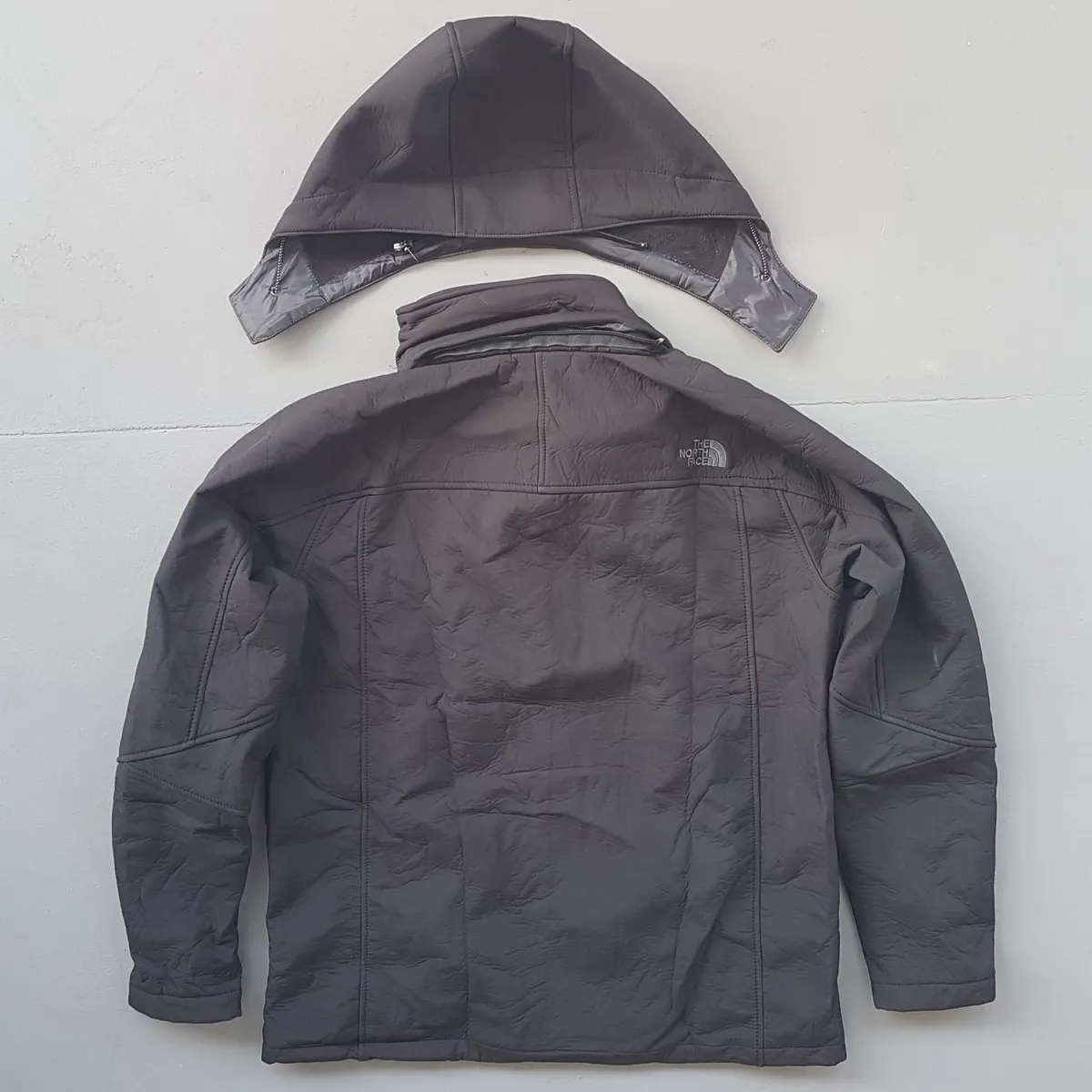 The North Face The North Face Softshell Jacket, Flight Series, RETAIL $180, Detachable Hoody, Cool High Collar, 2XL Zip-Up Coat, 3 Zipper Pockets, Fleece Lining, Cosmopolitan, High Performance, Essential Travel Outerwear, Luxury Living, Winter Holidays - Photo 10