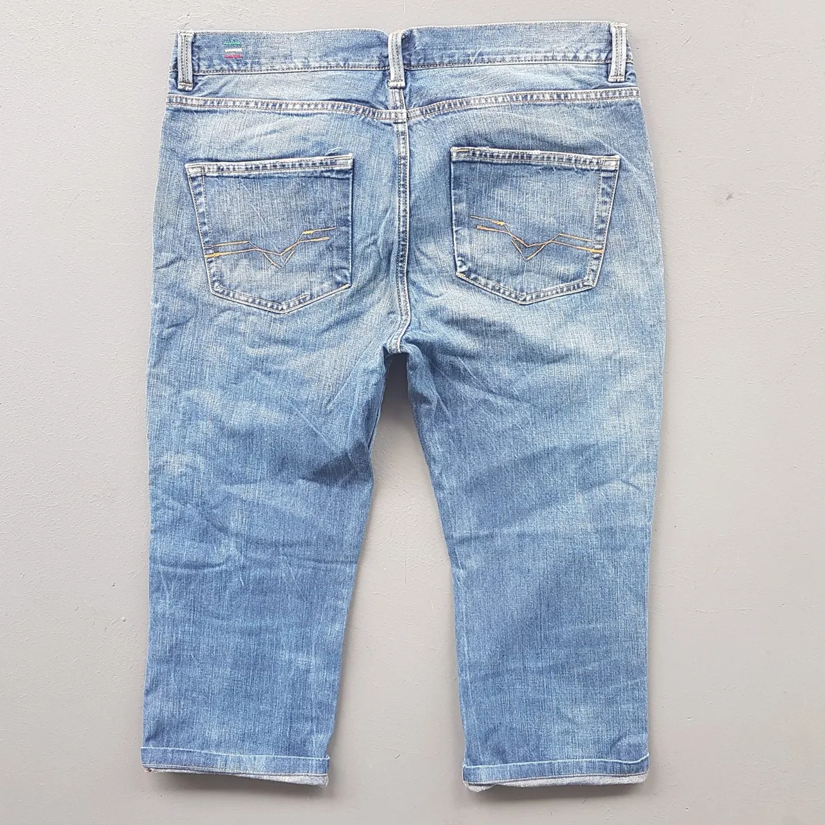 DIESEL Vintage Diesel Industry Denim Jeans, Original DIESEL Denim Shorts, Made in ITALY, Retro Selvedge Design, Cool W31 Bottoms, Cosmopolitan, Sophistication, Nostalgic Apparels, Timeless Appeal, Pop Culture, Hip Hop, Rock Star, Cult Street Fashion - Photo 9