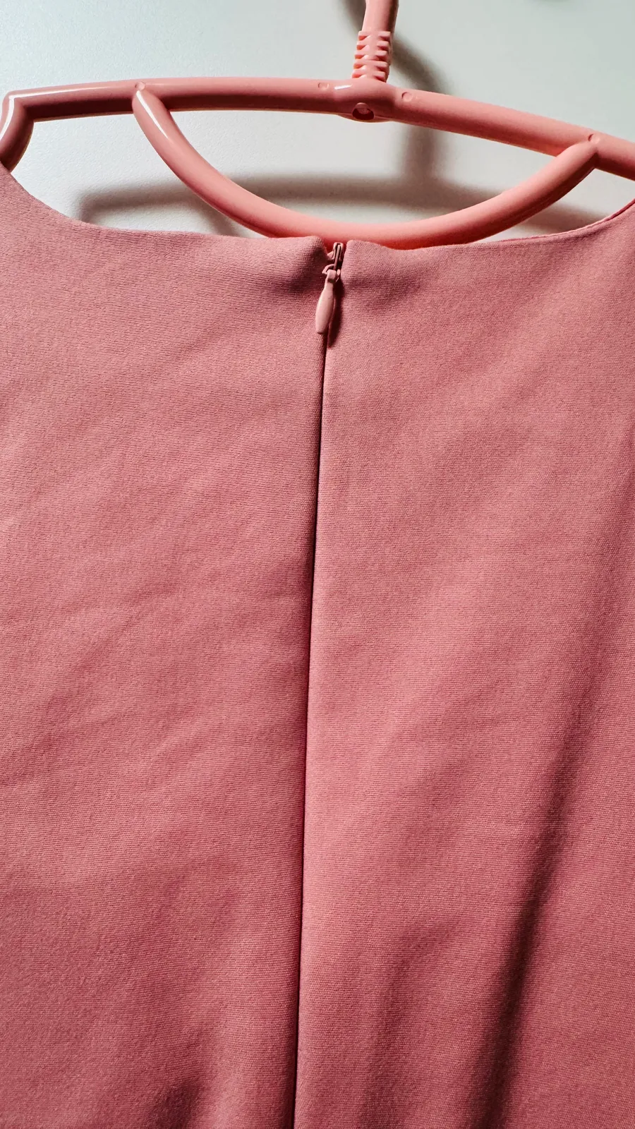 The Closet Lover Chic Pink Sleeveless Top with Cute Bow Details 🌸 - Photo 6