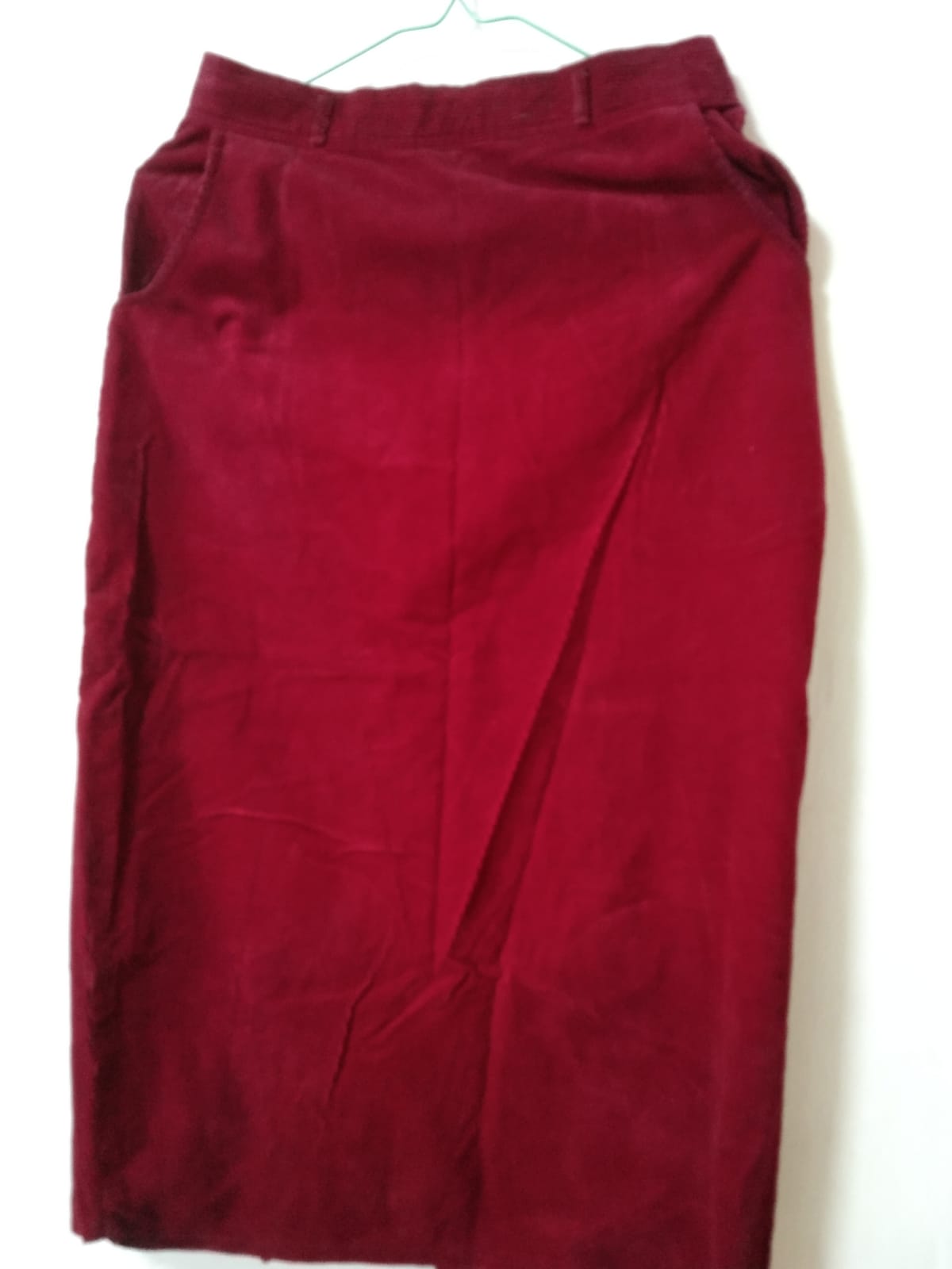 Chic Red Corduroy Midi Skirt - Photo 2
