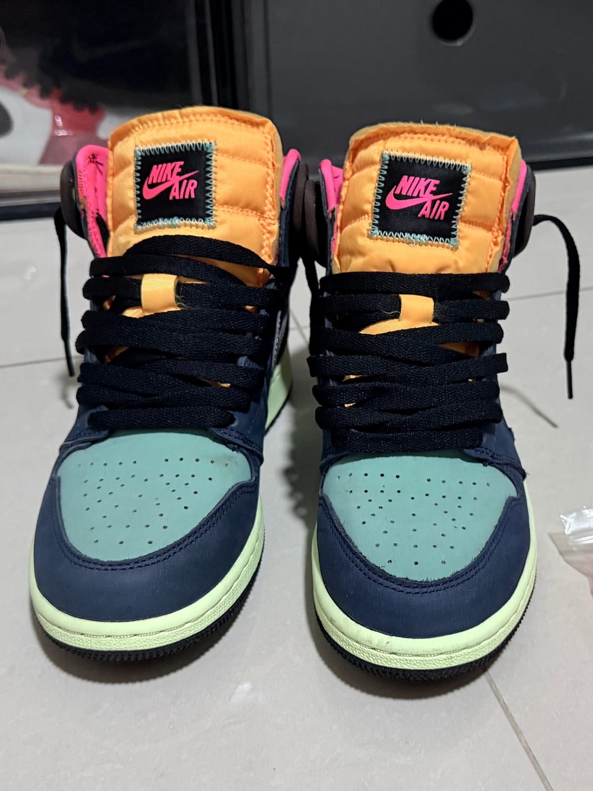 Nike JORDAN 1 HIGH (Tokyo Biohack) - Photo 2