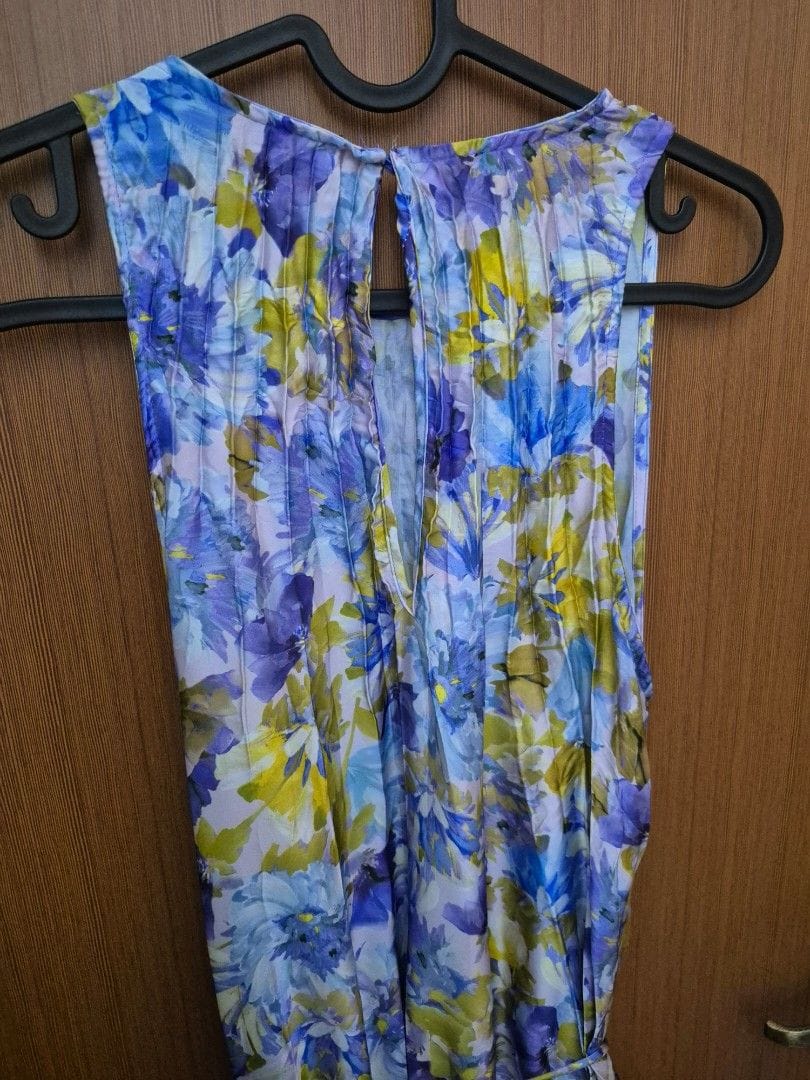 Mango Floral Mango Dress – Perfect for Day or Night! - Photo 2