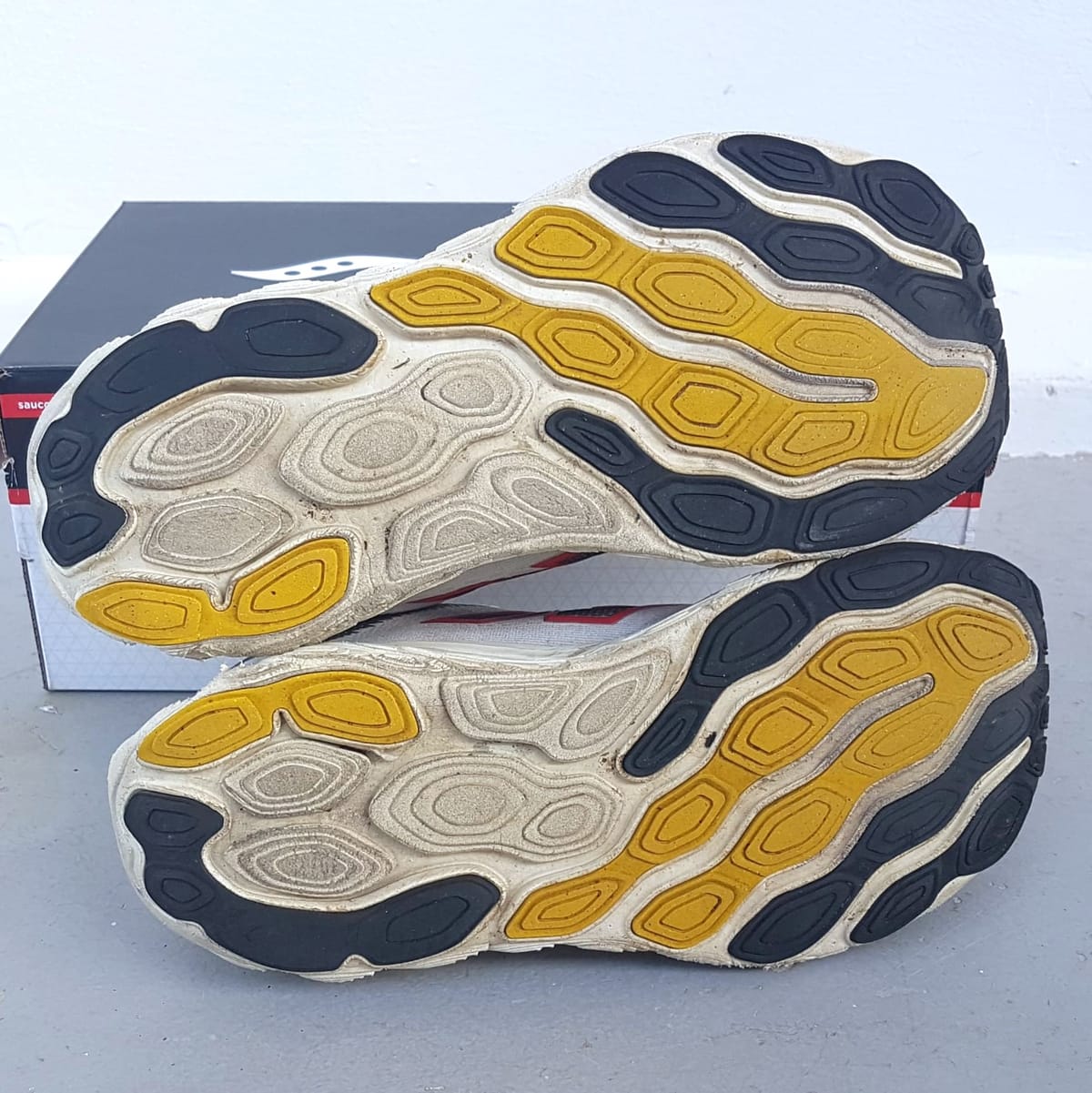 New Balance Original New Balance Running Shoes, Fresh Foam X 880 Model, NB Designer Sneakers, US 10, UK 9.5, EUR 44, CM 28, Cosmopolitan, Roadster, Sleek White, Neo Flame & Black Design, Streetwise, Trainer, Sophistication, Urban Style, Pop Culture, Cult Street Fashion - Photo 4
