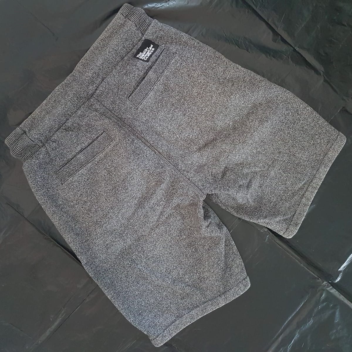 Superdry Original Superdry Designer Shorts, Cool Gray Sweatpants, Cosmopolitan, The Superdry Orange Label Co, Sleek Slim Fit Model, XS Bottoms, Luxury Lifestyle, Timeless Appeal, Urban Style, Sophistication, Streetwise, Pop Culture, Geek, Cult Street Fashion - Photo 9