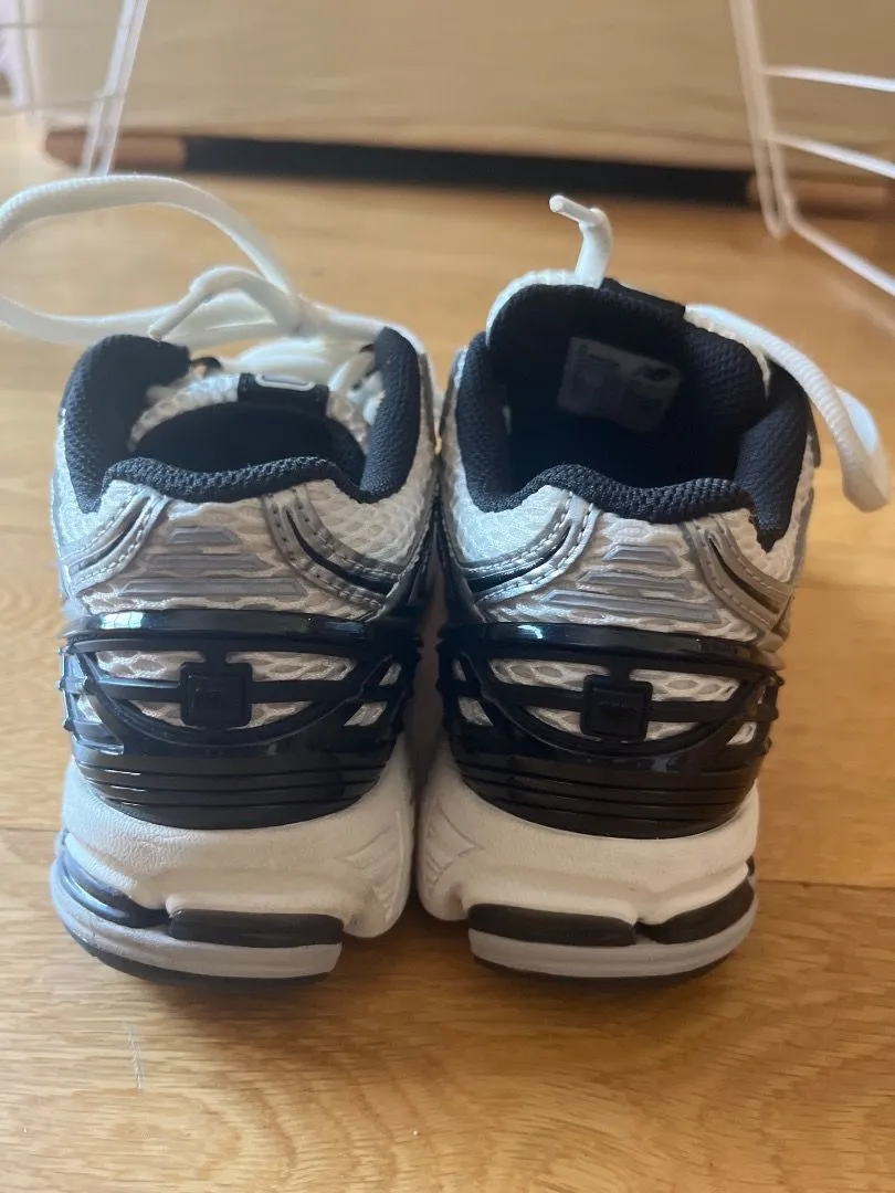 New Balance New Balance 1906R sneakers - size UK 4.5 - Photo 3