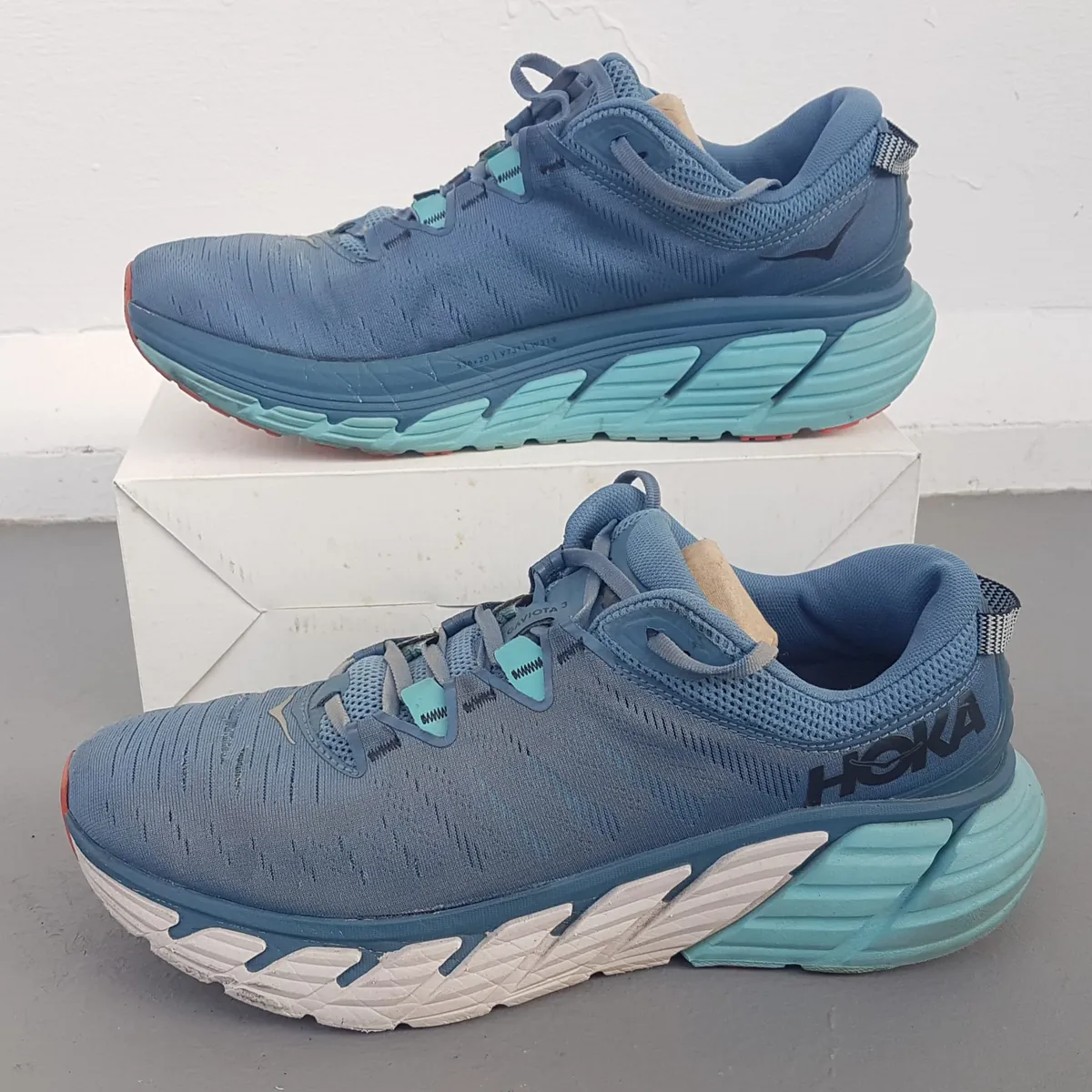 HOKA Original HOKA Running Shoes, GAVIOTA 3 Model, Teal Blue Sneakers, US12D, UK 11.5, EUR 462/3, JP 30, Cool Chunky Design, Cosmopolitan, Pop Culture, Hip Hop, Rock Star, Sophistication, Cult Street Fashion, Luxury Lifestyle - Photo 2