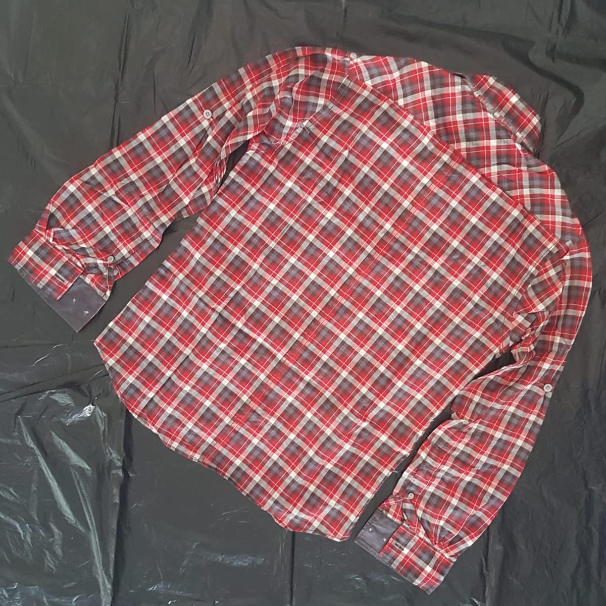 Lee Cooper Retro Lee Cooper Designer Plaid Shirt, Cool Cowboy Top, Cosmopolitan, American Classic, Western Fashion, Sleek Design, Red Tartan, Luxury Denim Outfitter, Urban Style, Timeless Appeal, Pop Culture, Sophistication, Streetwise, Cult Street Fashion - Photo 4