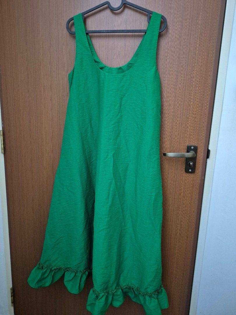Love Bonito Chic Love Bonito Green Dress - Size S 🌿 - Photo 3