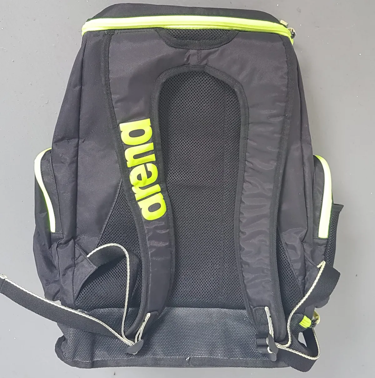 ARENA Original Arena Spiky 2 Large Fluro Yellow Backpack, 40 Liter Haversack, Travel Pack, Cosmopolitan, Sleek Designer Bag, U-Shaped Top Opening, Extra Bottom Compartment, Padded Straps, Sophistication, Pop Culture, Urban Style, Timeless Appeal, Everyday Bag - Photo 4