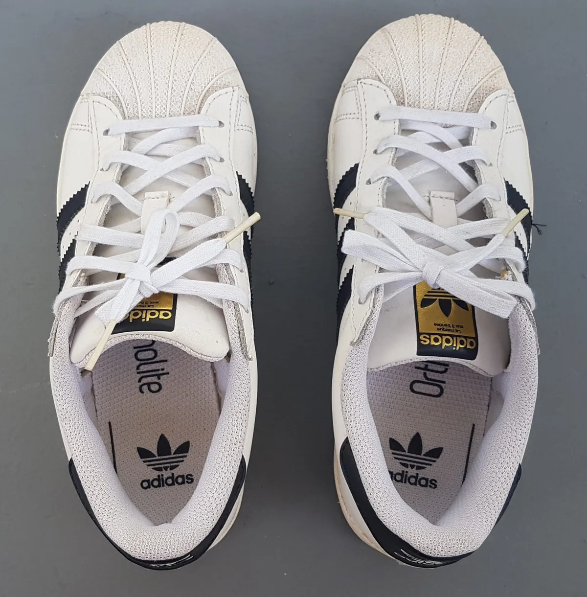 Adidas Original Adidas Superstar Sneakers, Black & White Leather Shoes, Cosmopolitan, US 3, UK 2.5, EUR 35, Signature White Shell Toe, Sophistication, Streetwise, Pop Culture, Hip Hop, Rock Star, Roadster, Cult Street Fashion, Timeless Appeal, Everyday Shoes - Photo 3