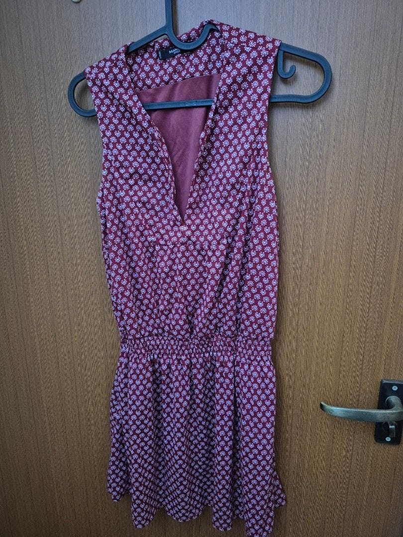 Cute Mango Burgundy Floral Wrap Dress (Size XS)