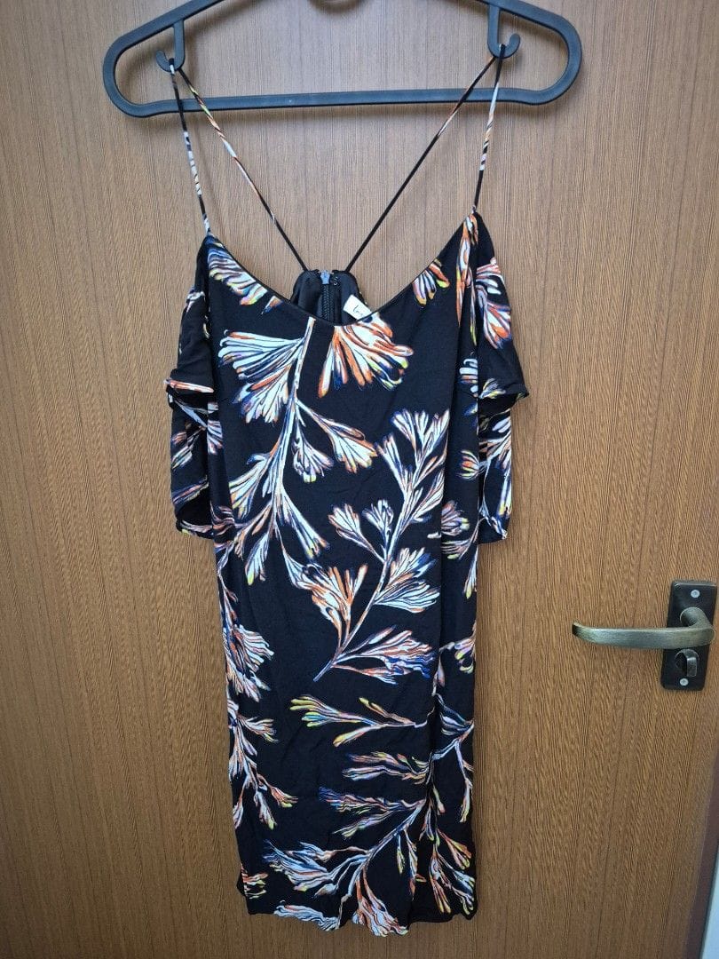 Love Bonito Black Floral Dress - Size S 💐✨