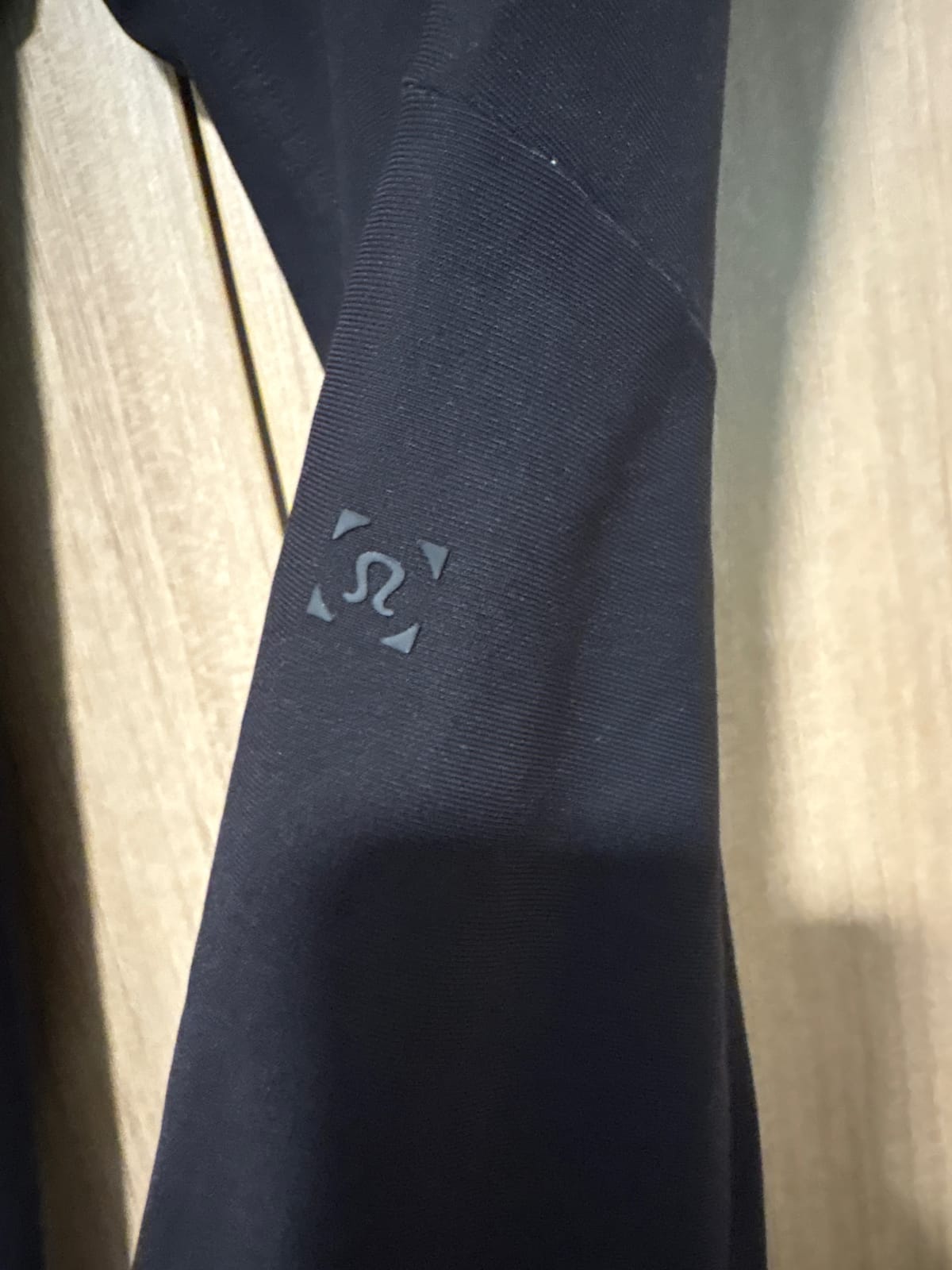 Lululemon Lululemon Black Comfy Drawstring Joggers - Photo 2