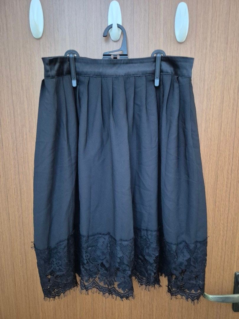 Miss Selfridge Miss Selfridge Black Skirt w/ Lace Detail - Photo 3