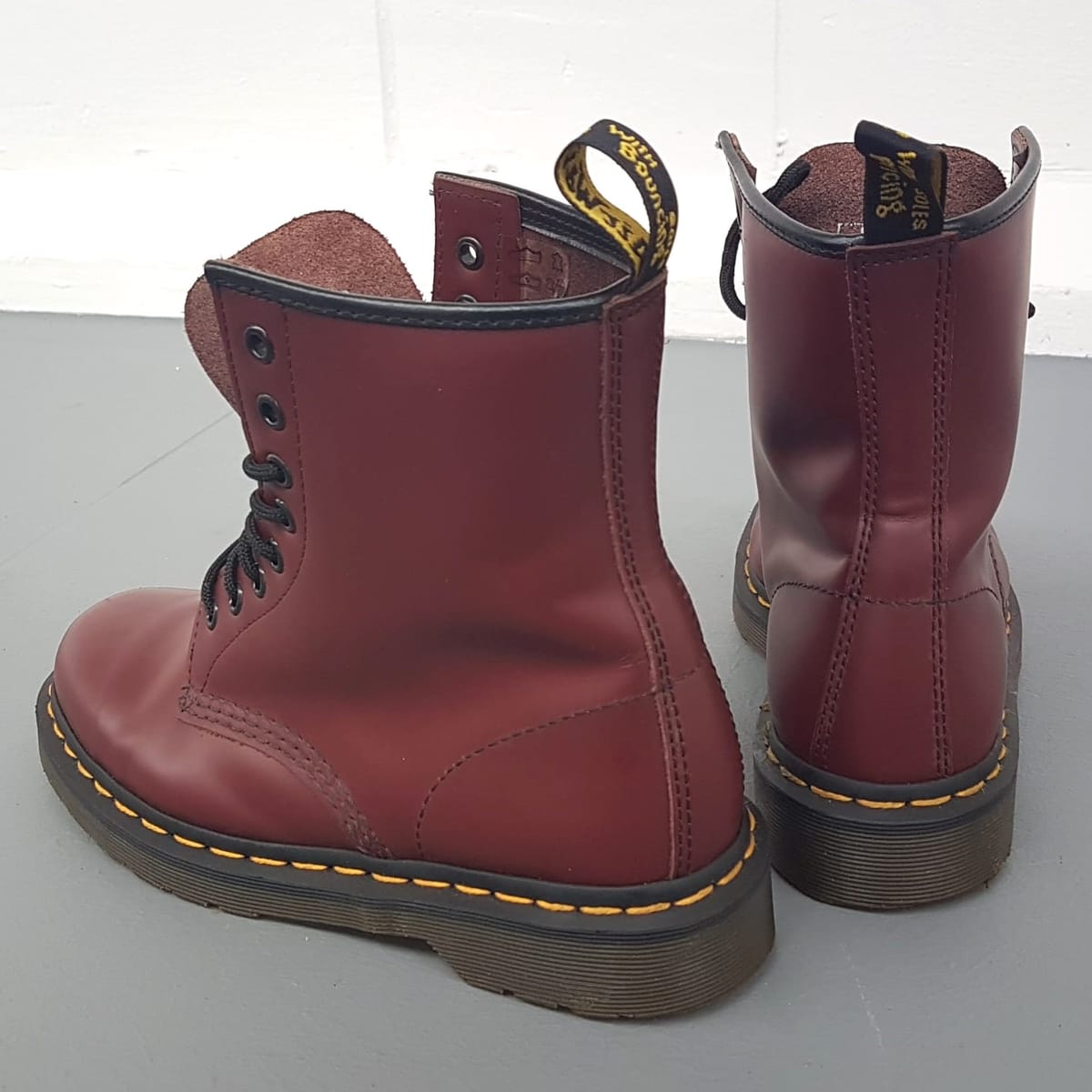 Doc Martens Retro Dr. Martens 1460 Cherry Red Smooth Leather Lace Up Boots, US 8, UK 6, EU 38, Cosmopolitan, Doc Martens AirWair Model, Sophistication, Luxury Living, Pop Culture, Hip Hop, Rock Star, Timeless Appeal, Urban Style - Photo 7