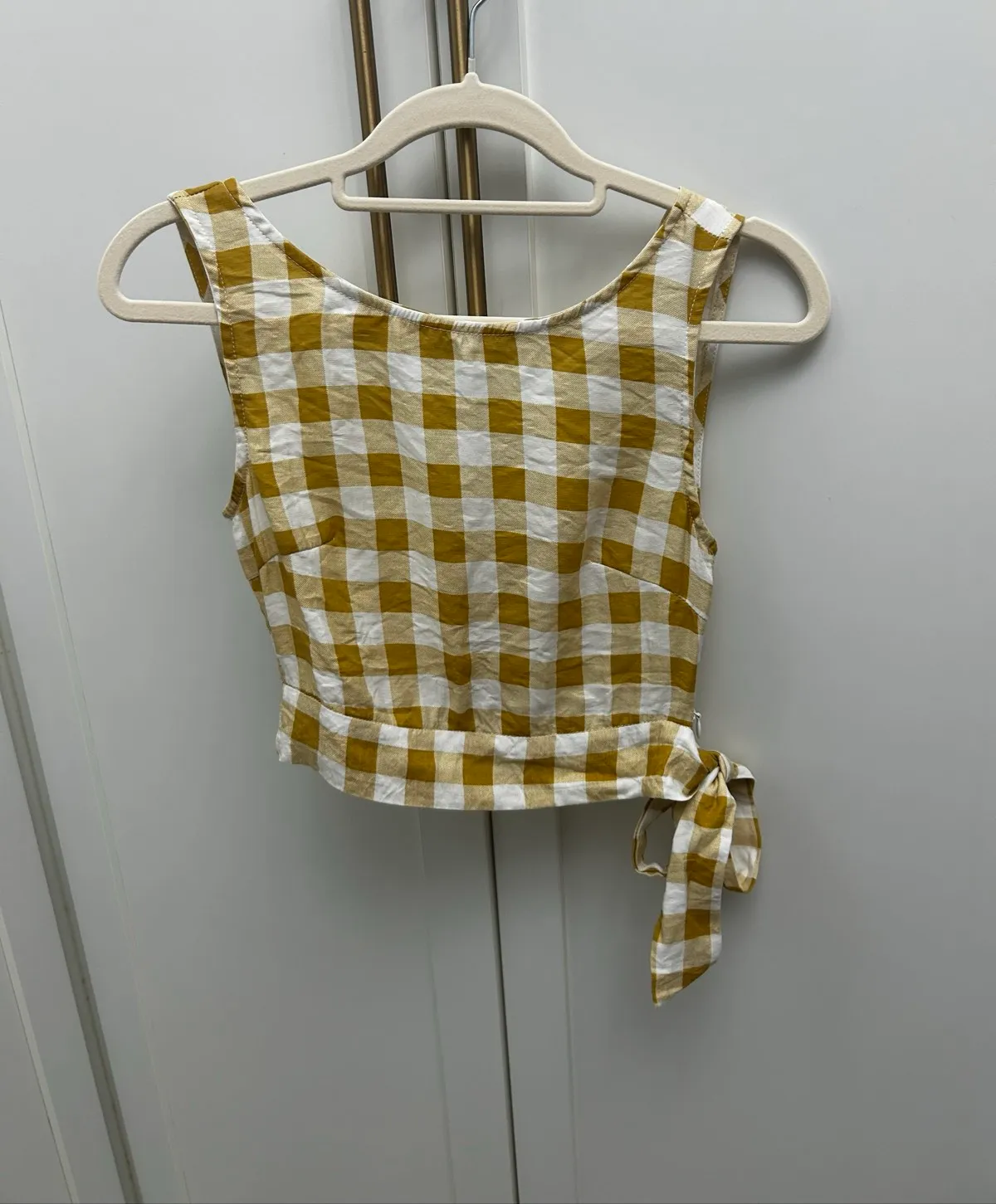 Love, Bonito Love, bonito checkered sleeveless top