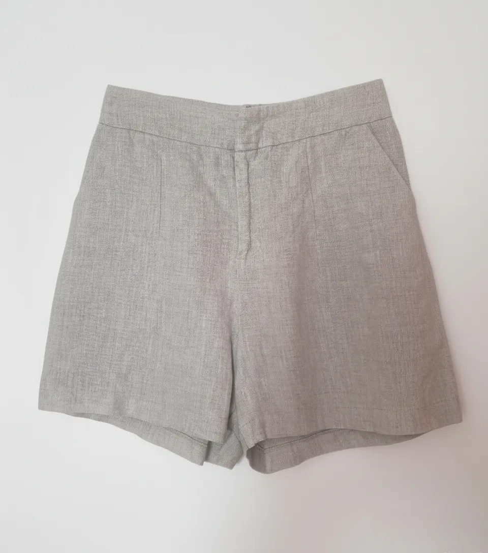 Sixth Sense Light Beige Women Stretchable Elastic Waist Linen Shorts (Size S)