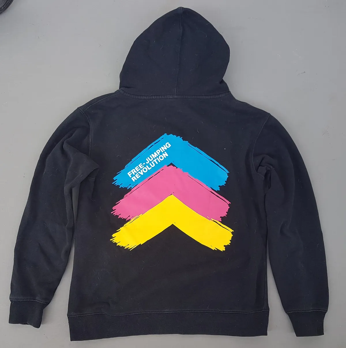 Original BOUNCE INC Hoody Pullover, Flight Hardware, Black XXS Sweater, Vibrant Free Jumping Revolution, Cosmopolitan, Hooded Jumper, Cool Outerwear, Sleek Designer Hoodie, Tracksuit, Warm Jacket, Timeless Appeal, Urban Style,