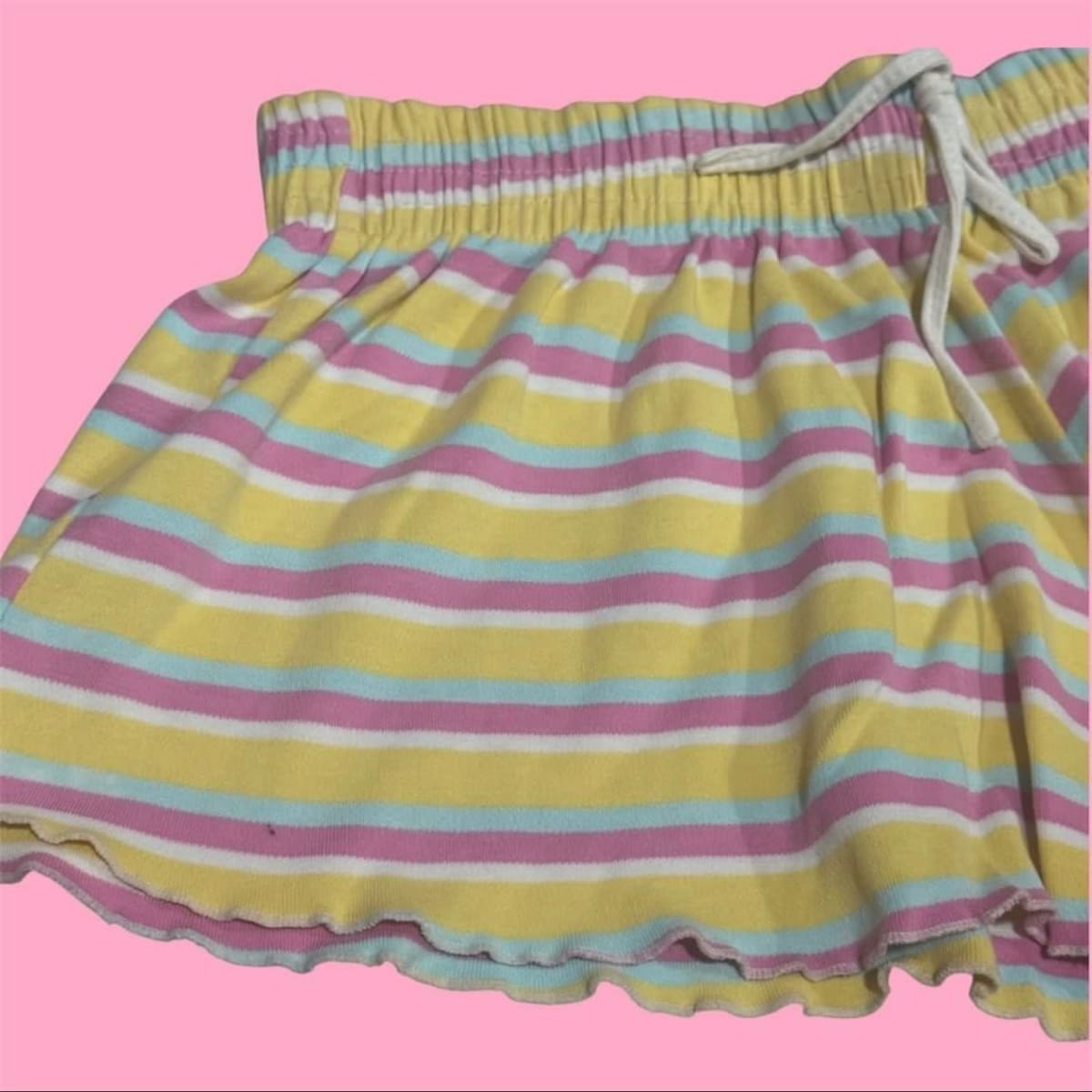P&J Y2K Striped Yellow & Pink Beachy Flare Shorts 🌈 - Photo 2
