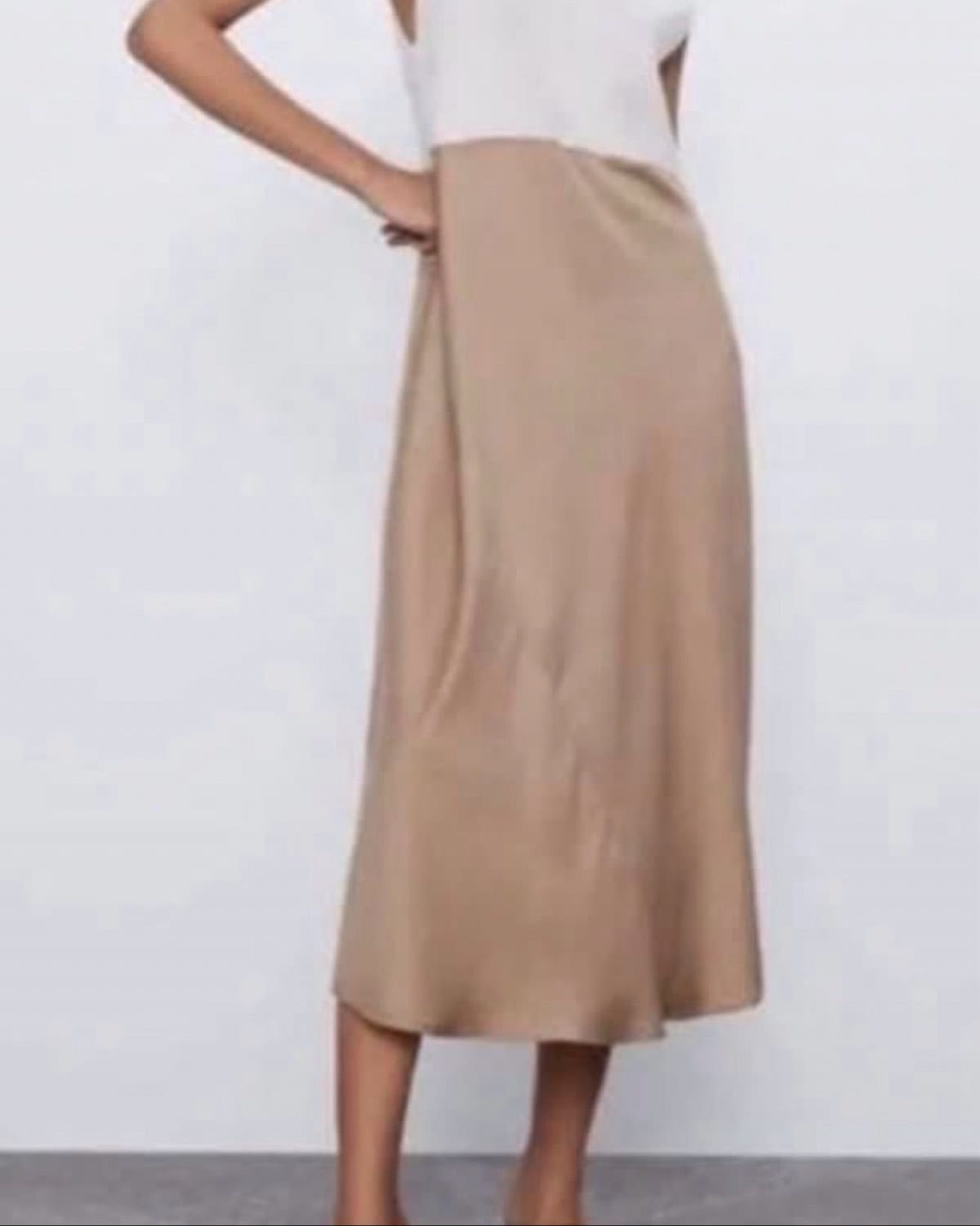 Chic Zara Two-Tone Midi Dress