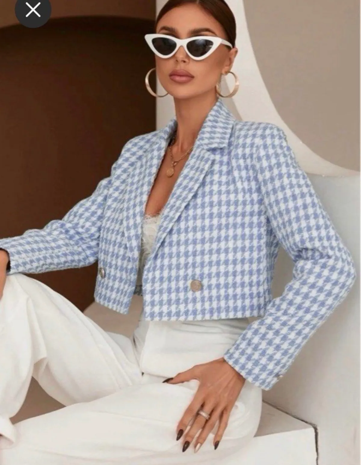 Chic Cropped Houndstooth Blazer