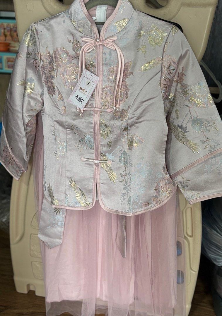 Cute pastel Chinese bridesmaid 2-piece fit - Photo 5