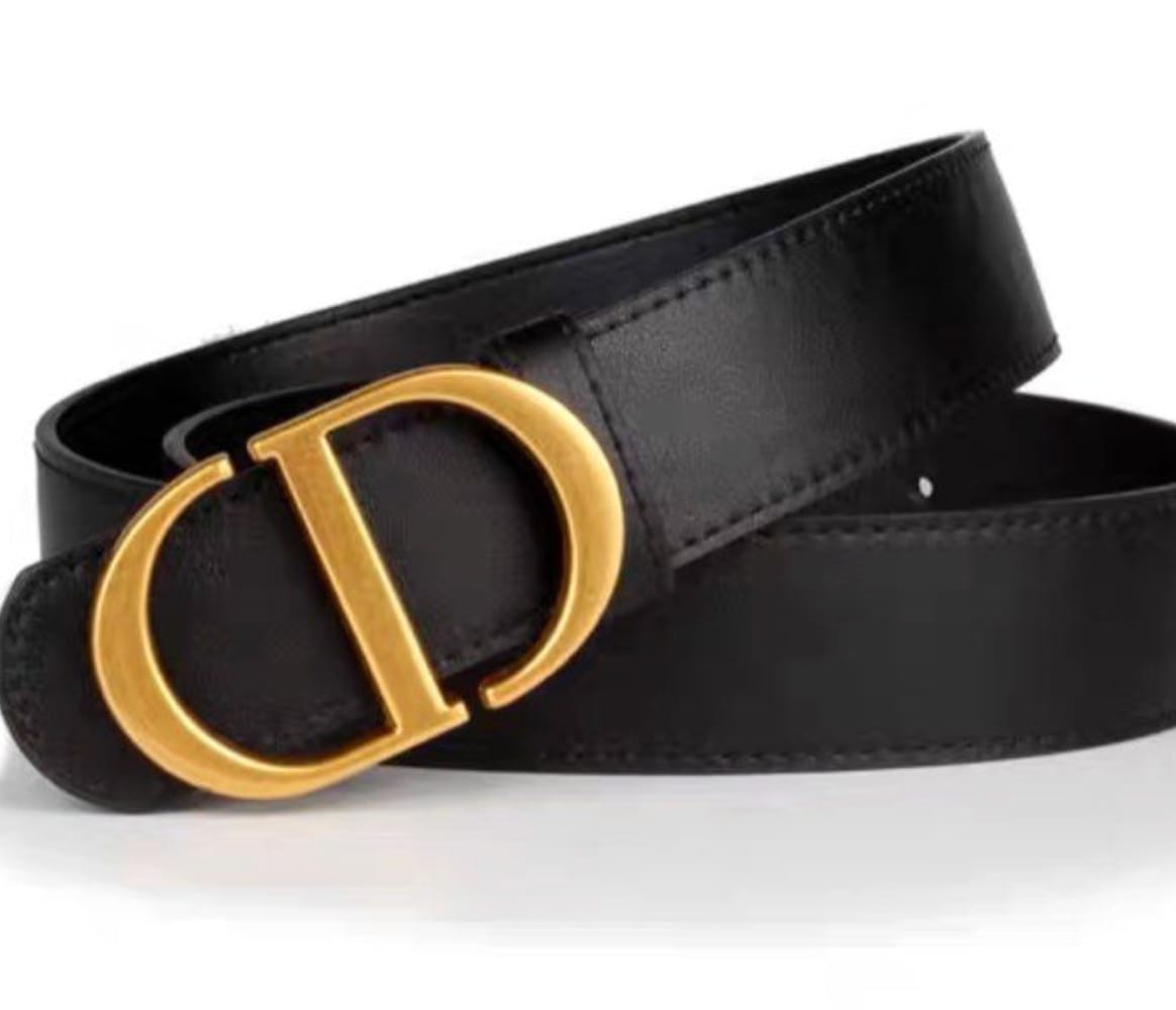 Chic Black Leather Belt with Gold Buckle