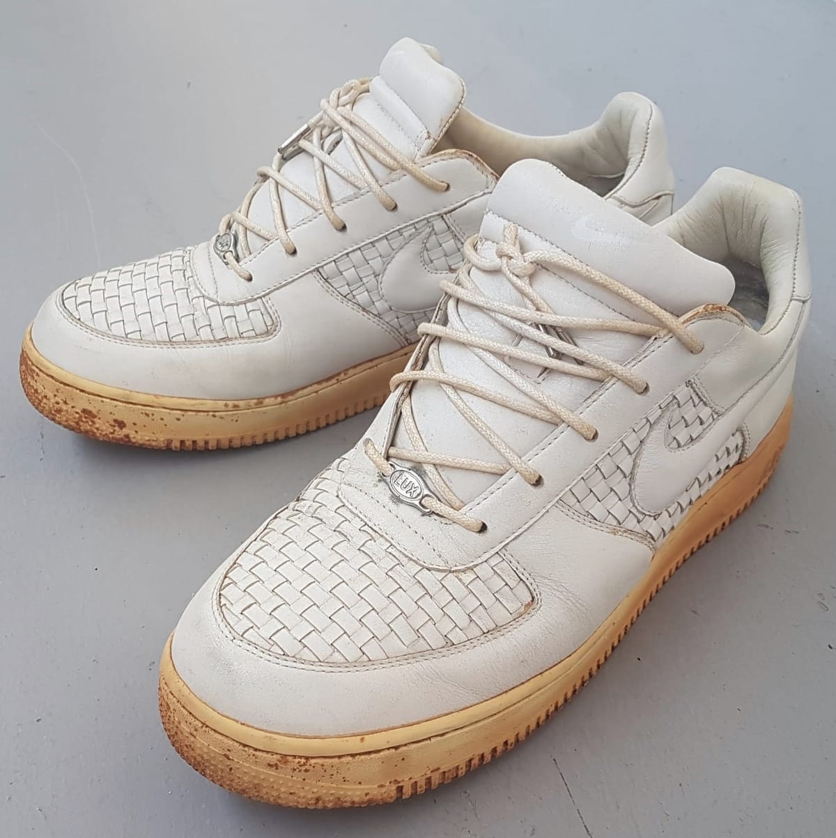 Nike Retro 2003 NIKE Air Force 1 Lux Low Woven Sneakers, Cool WHITE Italian Leather Shoes, Cosmopolitan, US 10, UK 9, EU 44.5, CM 28, Made in ITALY, Sleek AF1 Design, Sophistication, Timeless Appeal, Geek, Pop Culture, Hip Hop, Rock Star, Urban Style, Streetwise - Photo 8