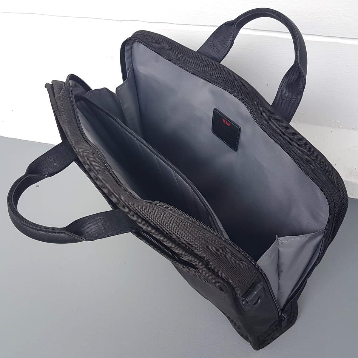 TUMI Original TUMI Briefcase, with Sling, Cosmopolitan, Sleek CHUA Model, Alpha 3 Expandable Organizer, Continental, Gen 4.3 Ballistic Compact Large 17.5” Laptop Briefcase, Luxury Business Bag, Attache Case, Timeless Appeal, Urban Style, RETAIL >$800 - Photo 6