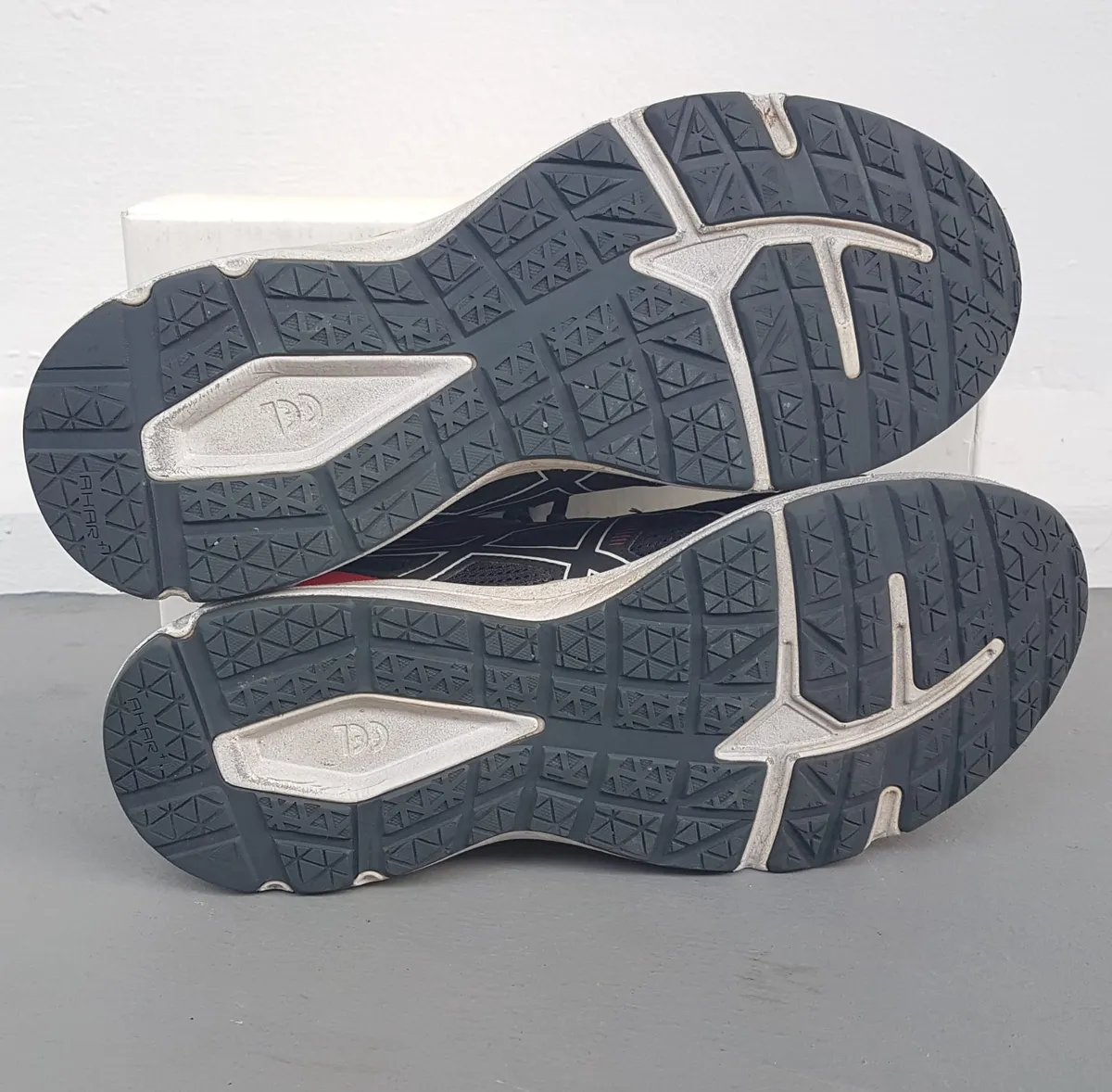 ASICS Original ASICS GEL-JOLT Running Shoes, US 10, UK 9, EUR 44, CM 28, Cosmopolitan, Cool Black & Red Sneakers, Pop Culture, Cult Street Fashion, Urban Style, Active Lifestyle, Timeless Appeal, Streetwise, Roadster, Everyday Shoes - Photo 7