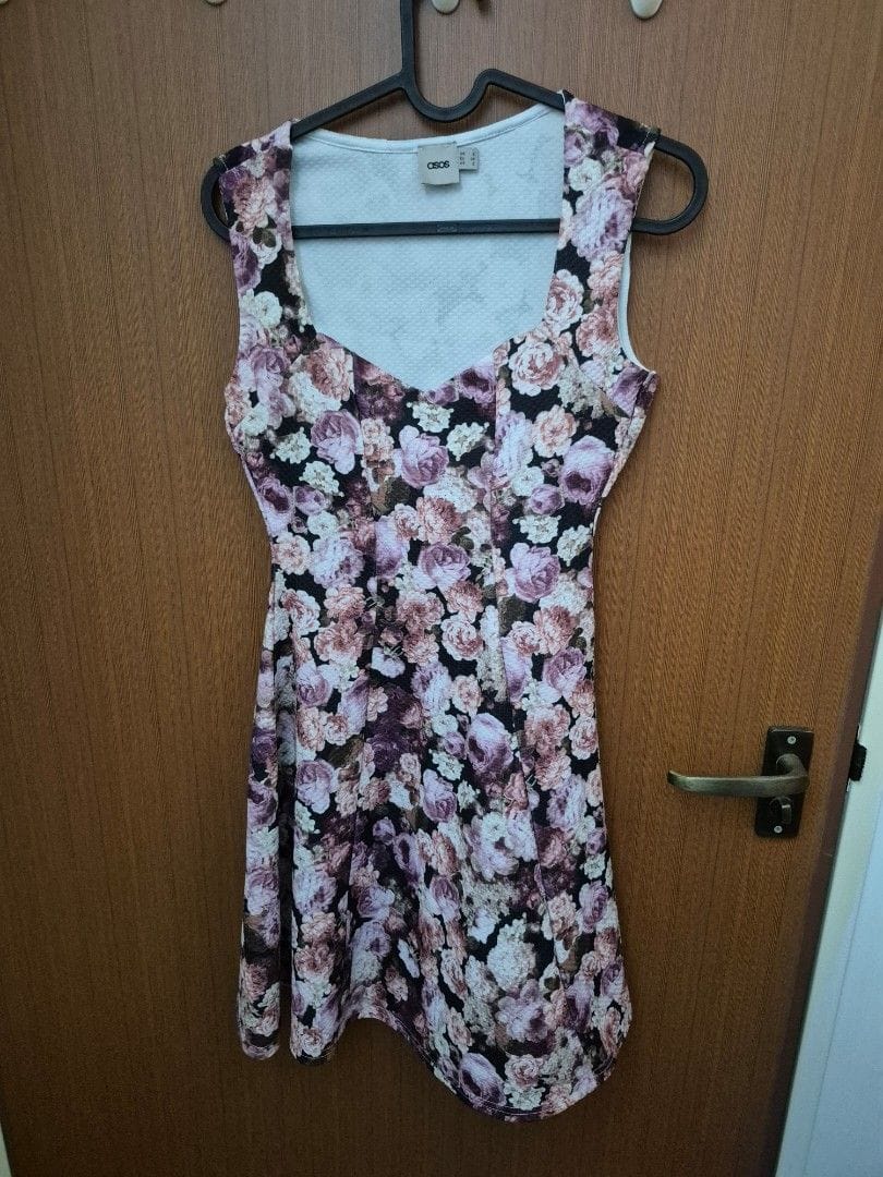 ASOS ASOS Floral Dress - Vibes for Every Occasion 💐