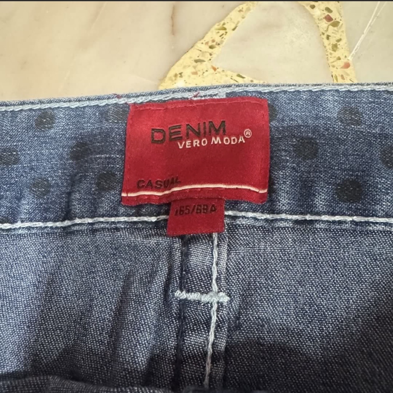 vero moda y2k denim polkadot mini skirt - Photo 3