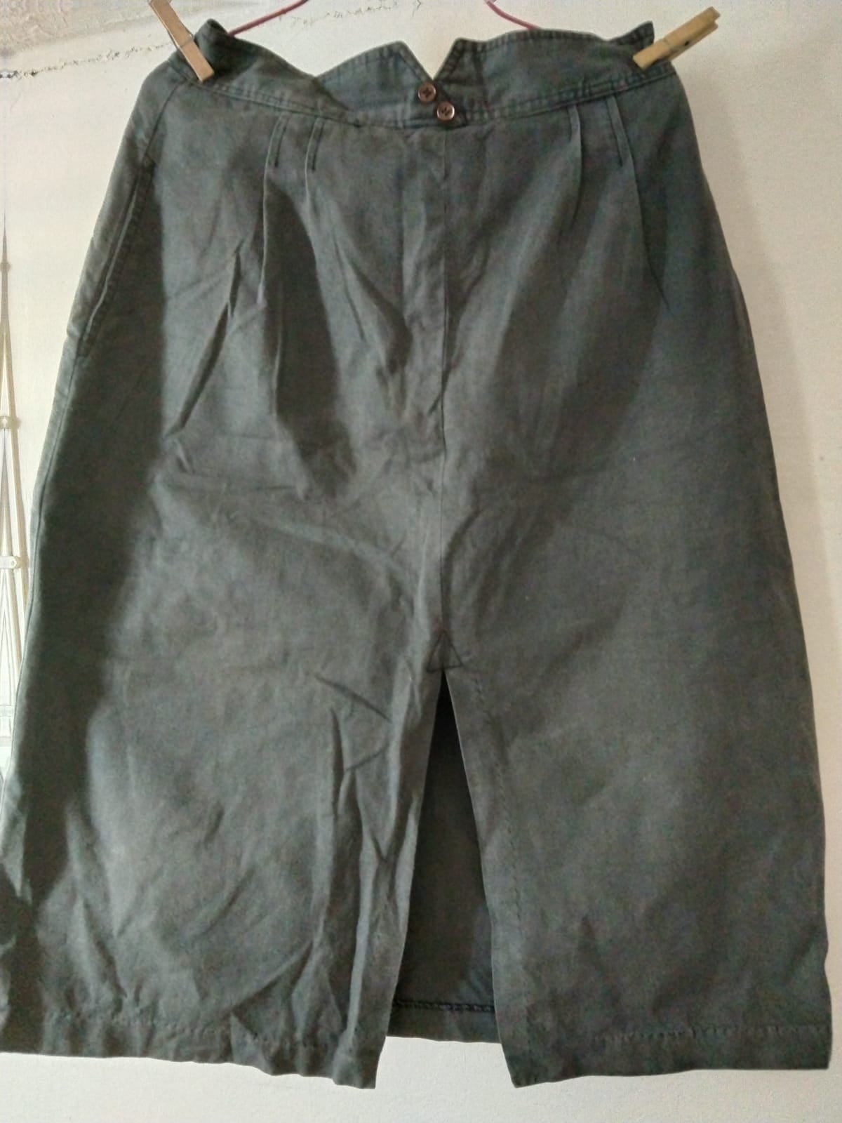 Vintage High-Waisted Khaki Midi Skirt