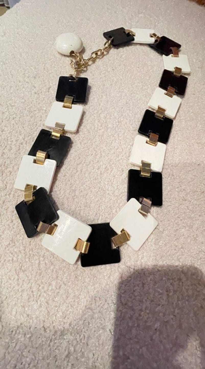 Chic Black & White Square Link Belt