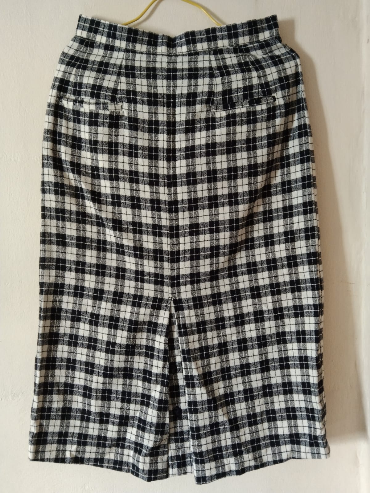 Chic Black-and-White Checkered Skirt