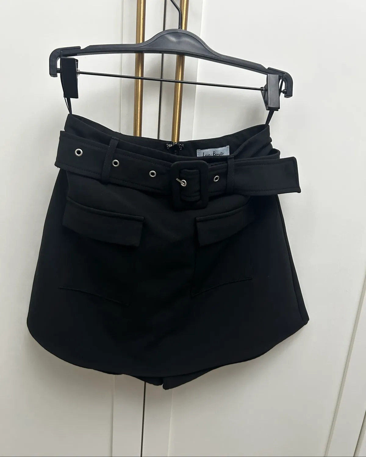 Love, Bonito Love, bonito black skort with belt