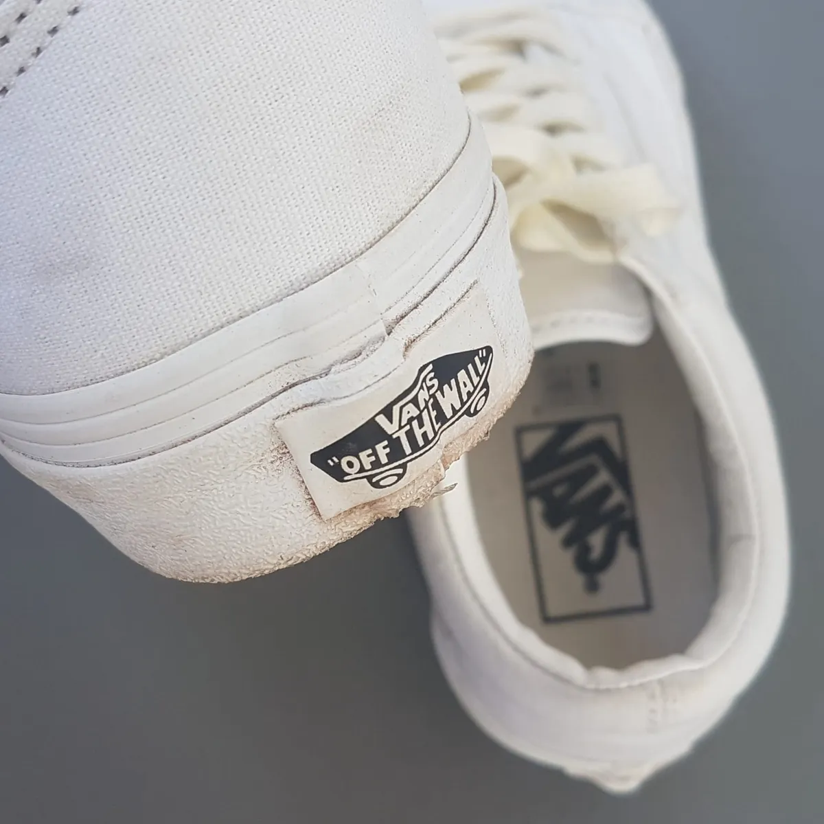 VANS Original Vans ComfyCush Old Skool True White Shoes, US 7.5, UK 5, EUR 38, CM 24, Signature Leather Tonat Side Stripes, OFF THE WALL, Timeless Classic, Pop Culture, Hip Hop, Rock Star, Sophistication, Cult Street Fashion, Everyday Shoes - Photo 3