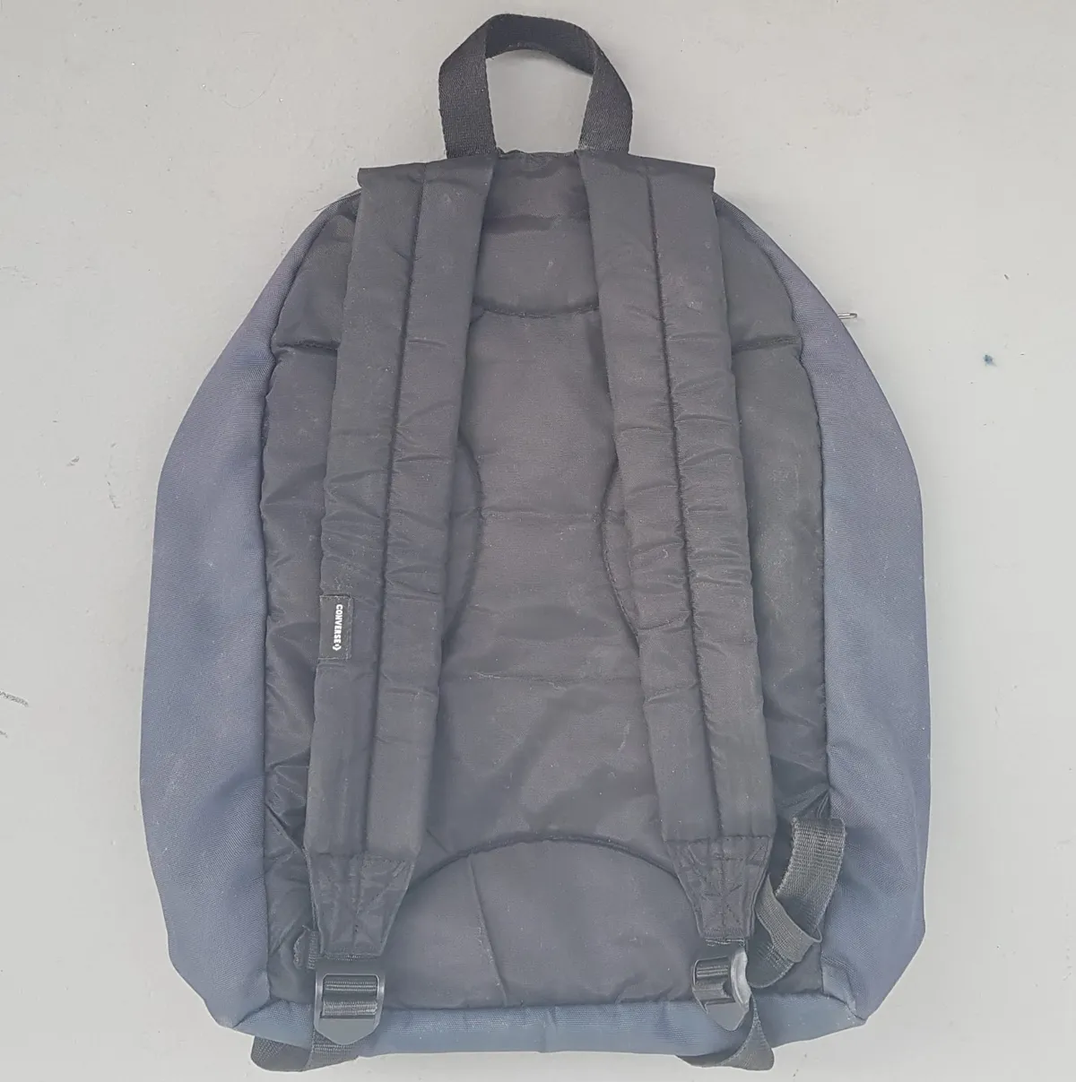 CONVERSE Classic CONVERSE Backpack, Navy Blue Haversack, All Star Circular Logo, Original CONVERSE Rucksack, Cosmopolitan, Urban Style, Sophistication, Travel Pack, Outdoor Gear, Backpacker, Streetwise, Pop Culture, Active Lifestyle - Photo 5