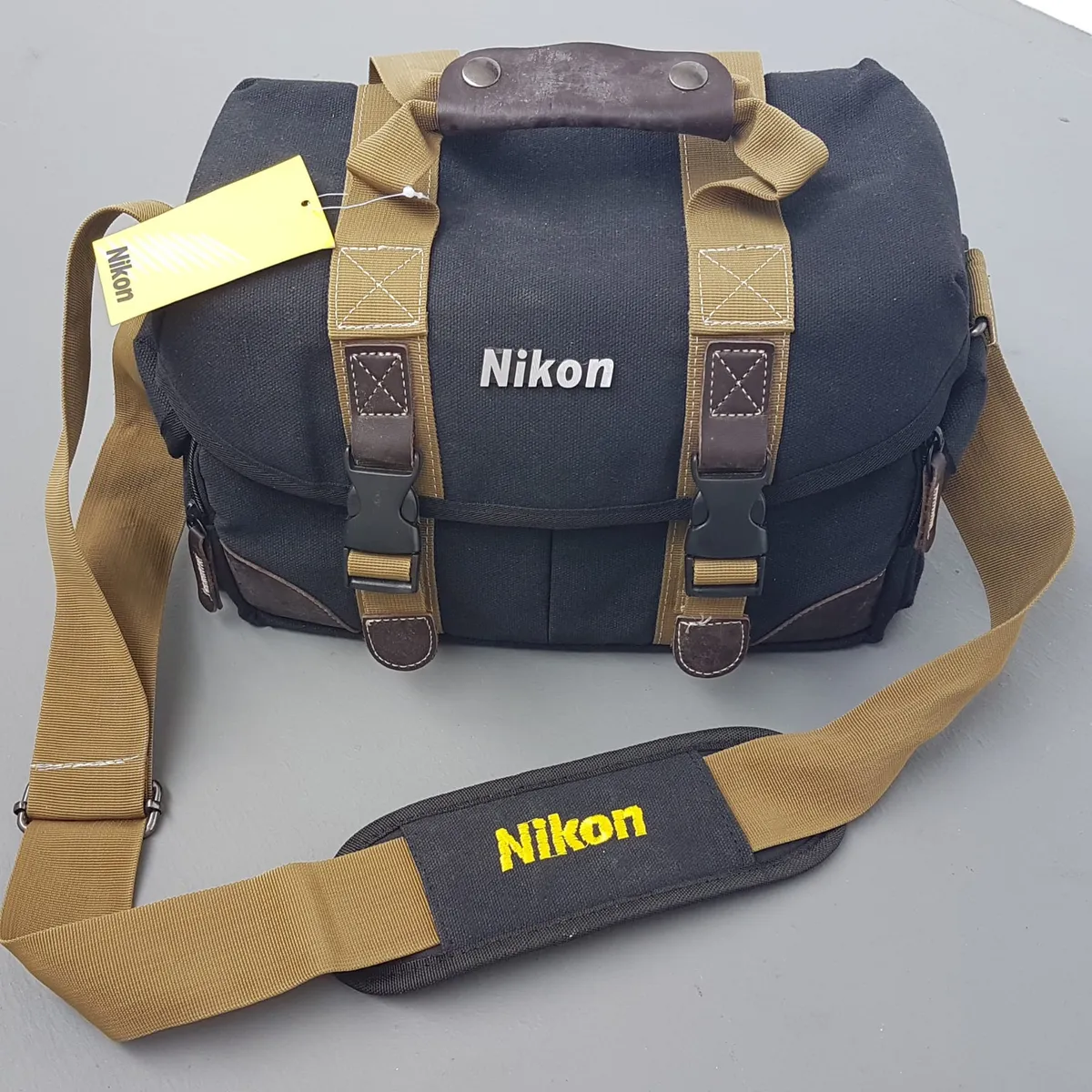 Original NIKON Fashion Bag, Camera Bag, DSLR Shoulder Bag, Cosmopolitan, Cool Black, Khaki & Brown Carrier, Adjustable Sling, 5 Protective Slots, Camera Body, Lenses & Accessories, Waterproof, Timeless Appeal, Sophistication, Streetwise, Outdoor Gear