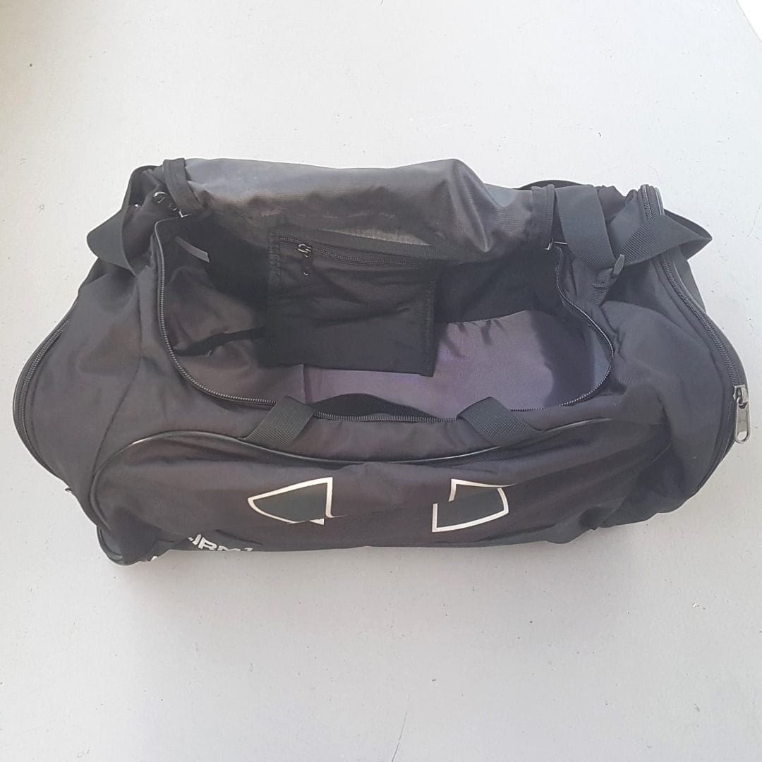 Under armour Original UNDER ARMOUR Duffel Bag, UA STORM 1 Model, USA, Undeniable 2.0, Travel Pack, Cosmopolitan, Spacious Luggage Bag, RETAIL $146, Sophistication, Urban Style, Sporty, Streetwise, Roadster, Timeless Appeal, Pop Culture, Cult Street Fashion - Photo 8