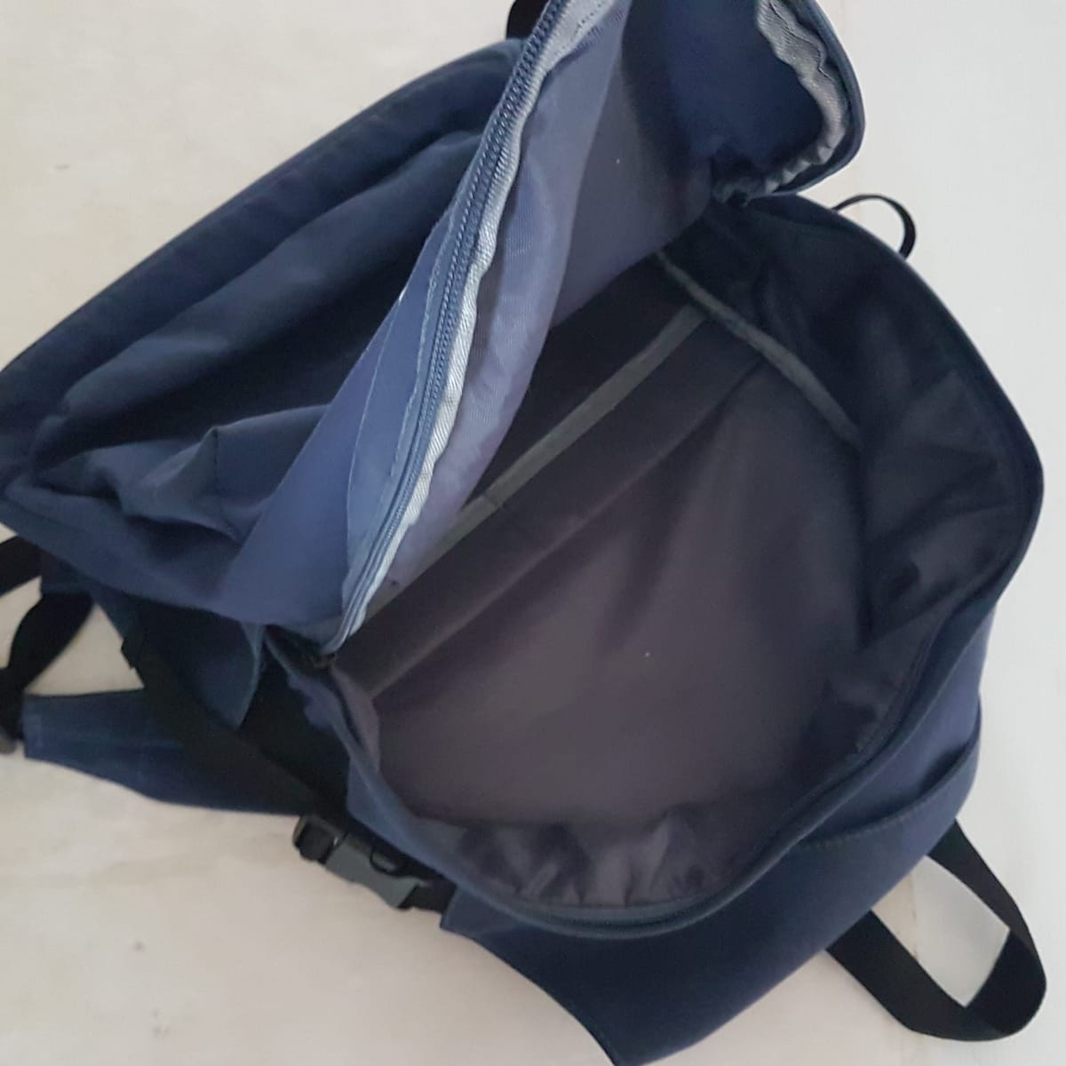 NY Premium Navy Blue Backpack, Cosmopolitan Rucksack, White Logo Model, Cool Haversack, Travel Pack, Continental, Sleek Design, Laptop Bag, Inspirational, Sophistication, Urban Style, Streetwise, Roadster, Timeless Appeal, Pop Culture, Cult Street Fashion - Photo 2