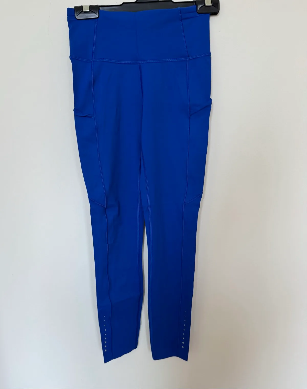 Electric blue Lululemon leggings