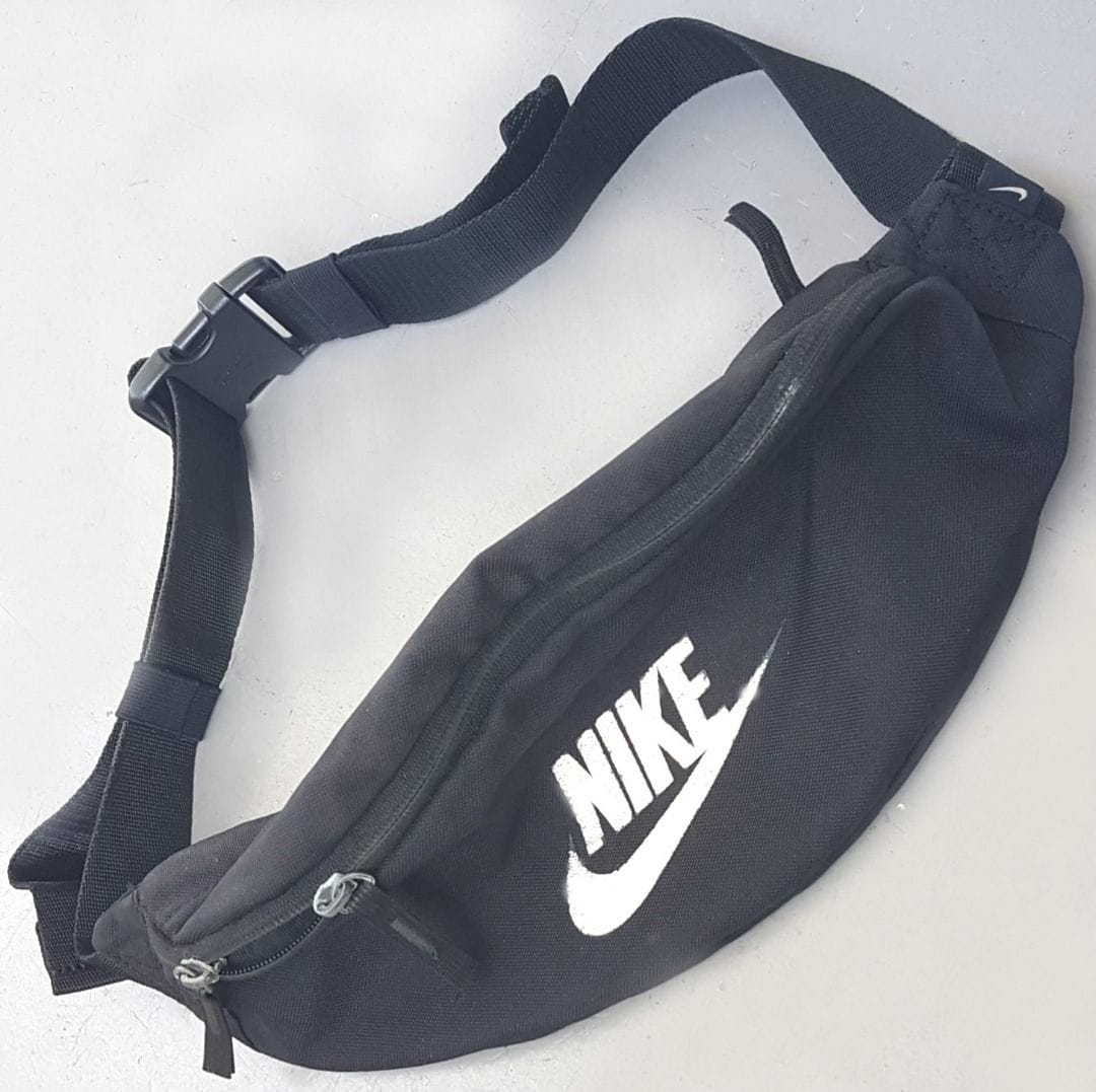 NIKE Waist Pouch / Black Streetwear Fanny Pack