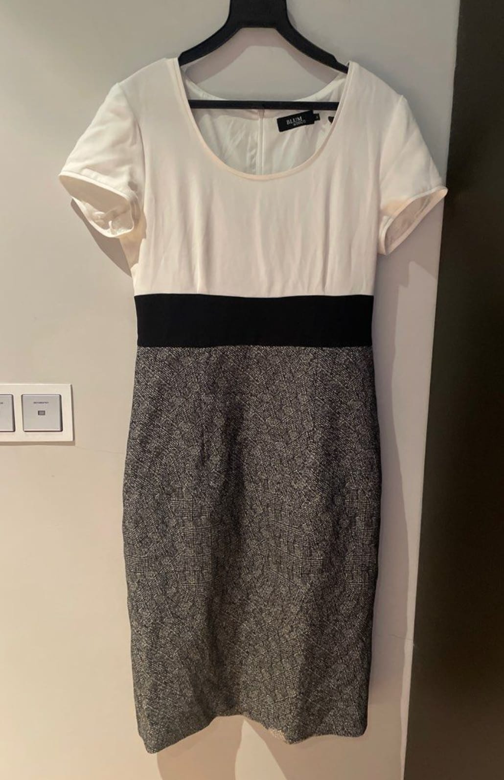 Blum Elegant Two-Tone Midi Dress